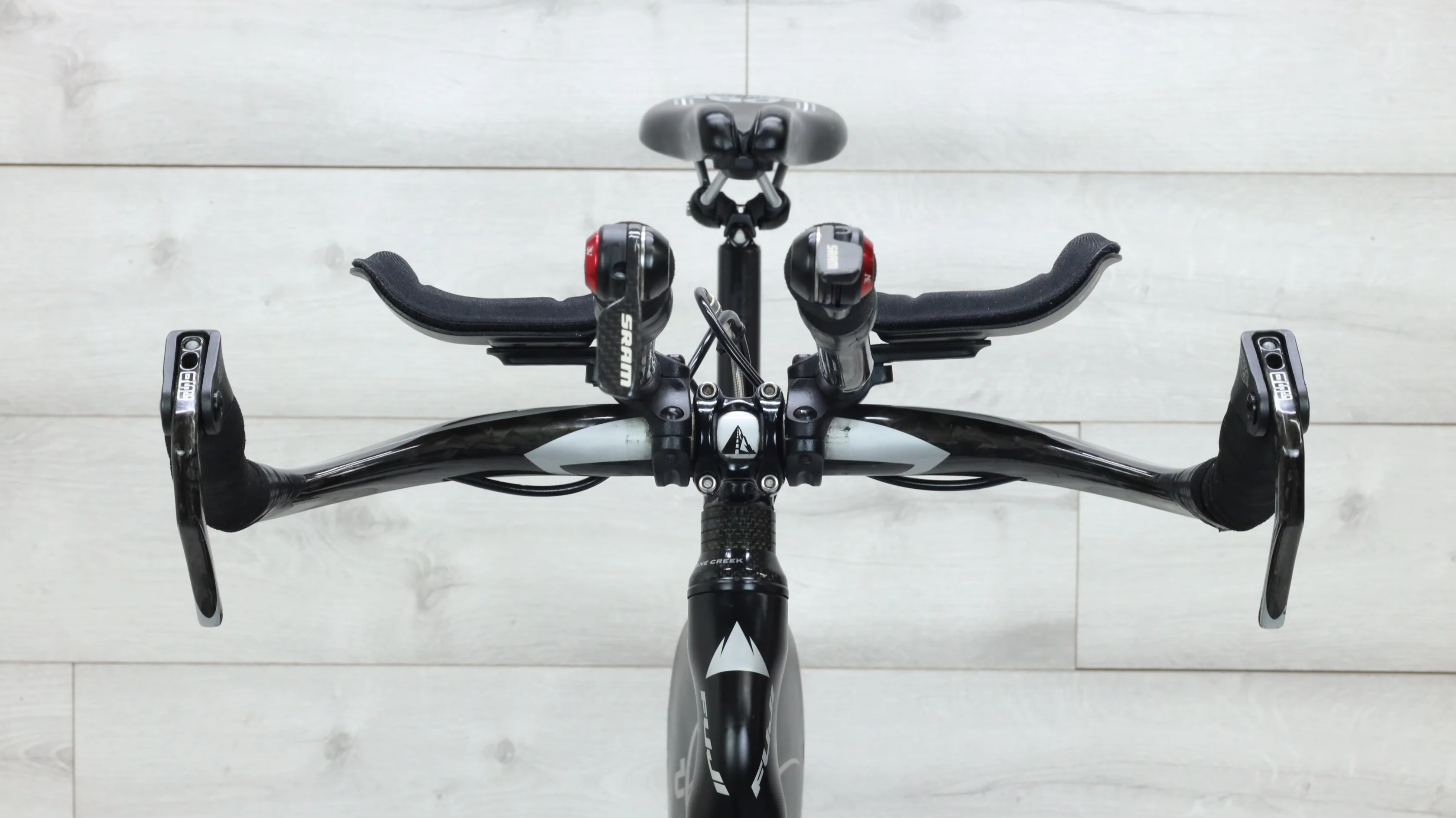 2014 Fuji D6 Special Edition Triathlon Bike - Medium - Image 9