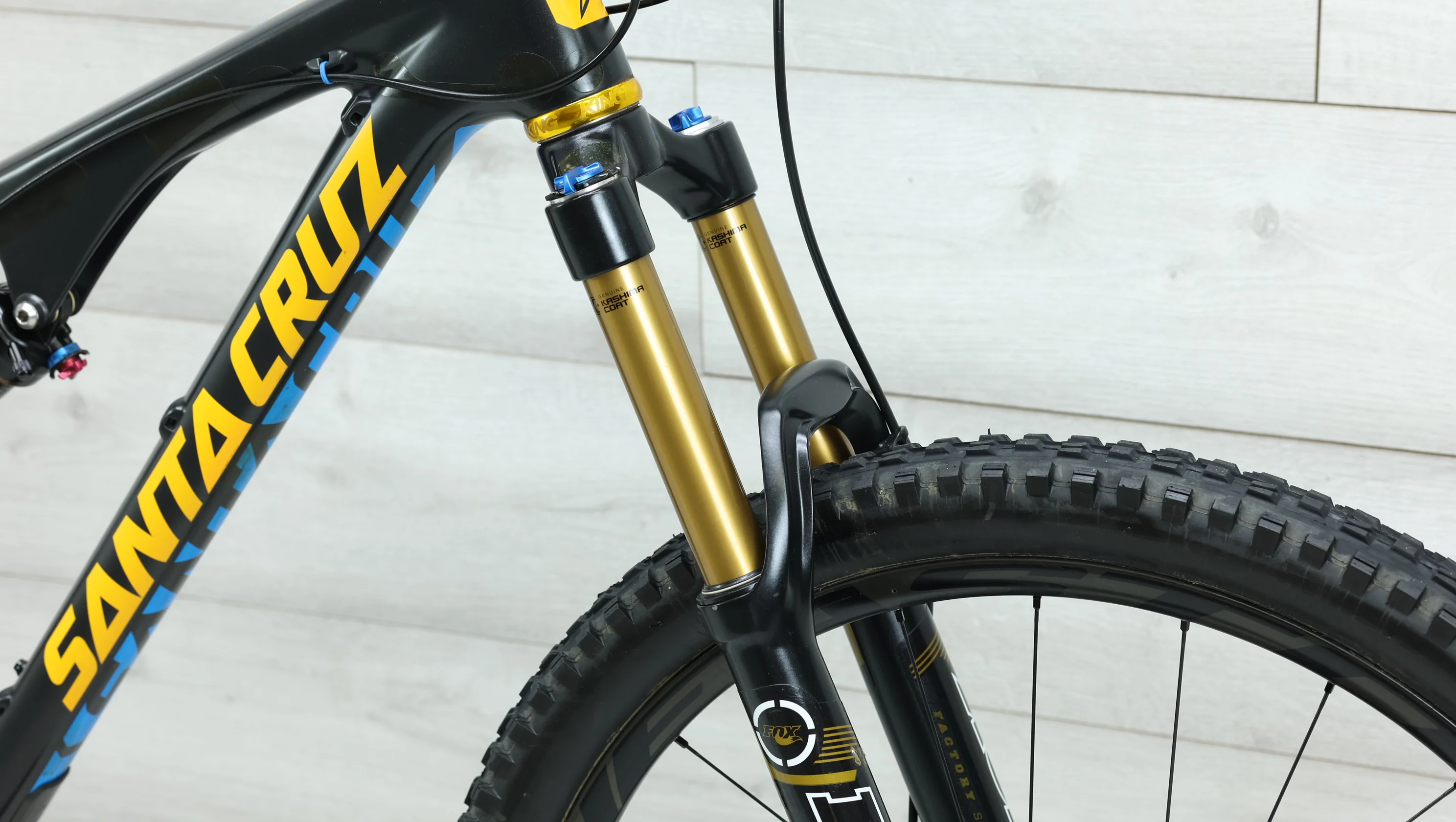 2014 Santa Cruz Bronson C Mountain Bike - Large - Image 7