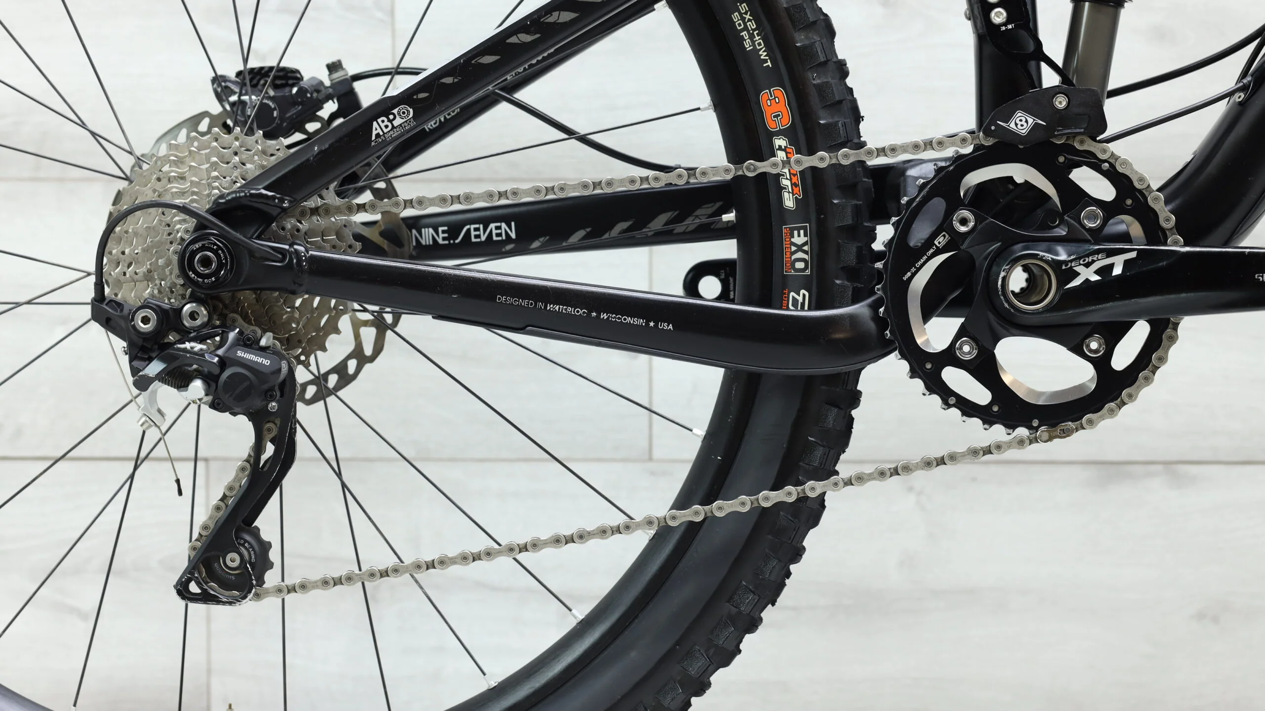 2014 Trek Remedy 9.7  Mountain Bike - Large - Image 4