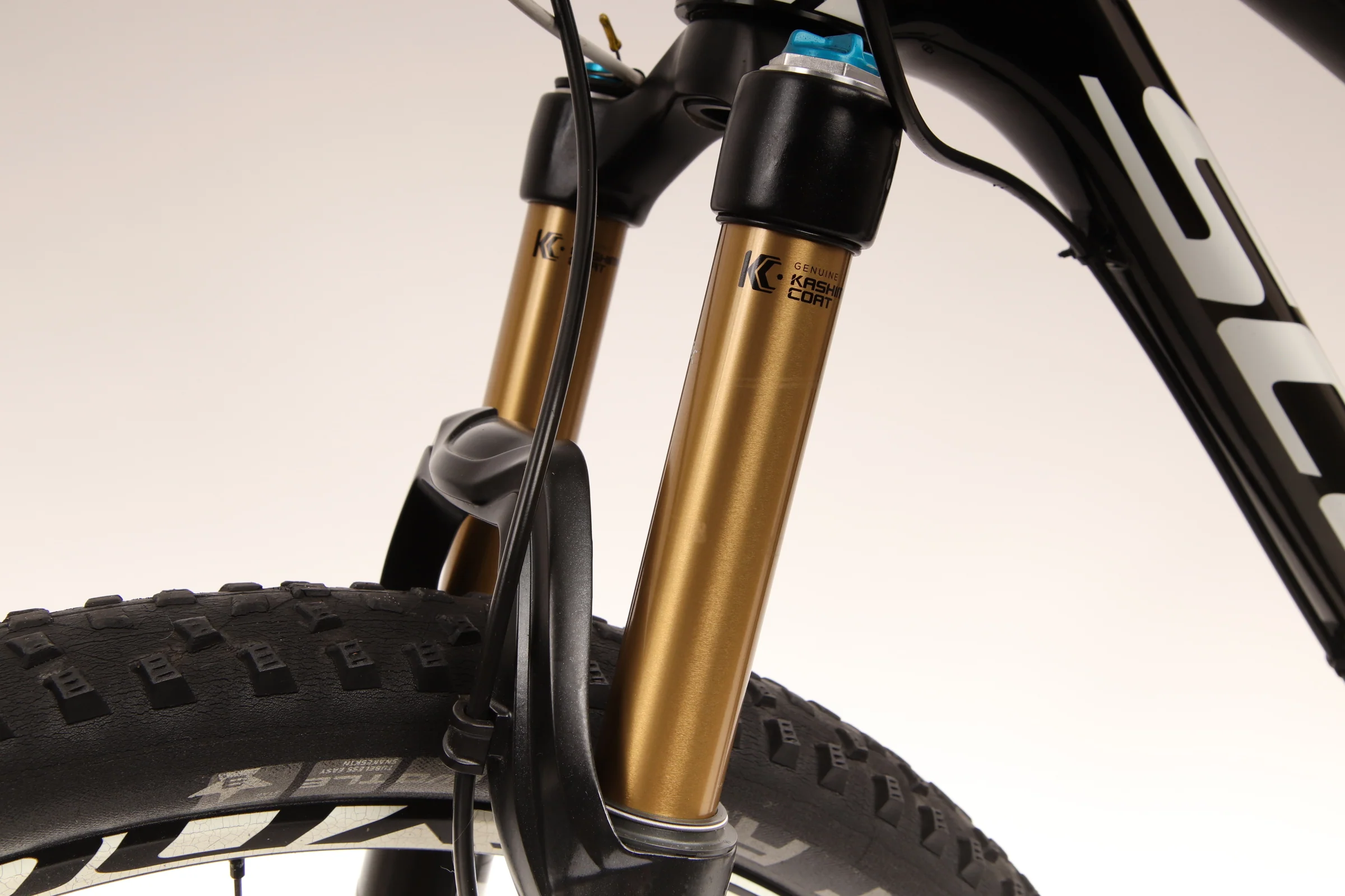 2015 SCOTT SPARK 700 PREMIUM Mountain Bike - Medium - Image 7