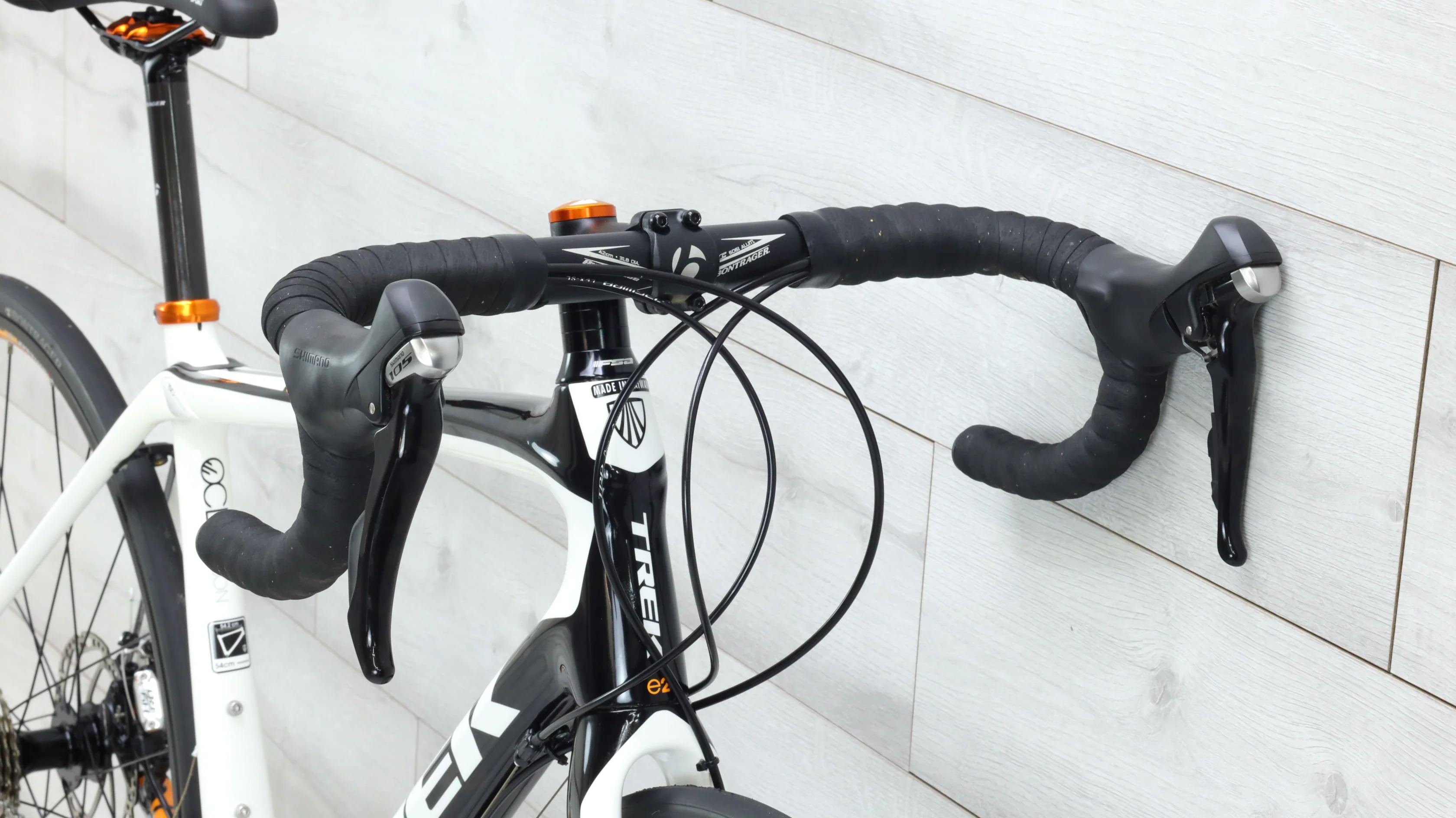2015 Trek Domane 4.3 Disc Road Bike - 54cm - Image 7