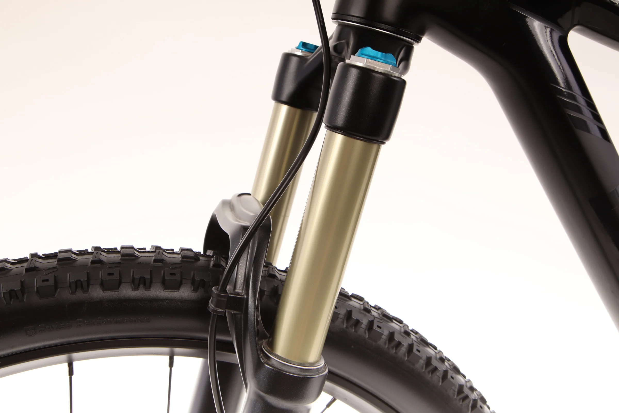 2016 BMC SPEEDFOX 02  Mountain Bike - Small - Image 7