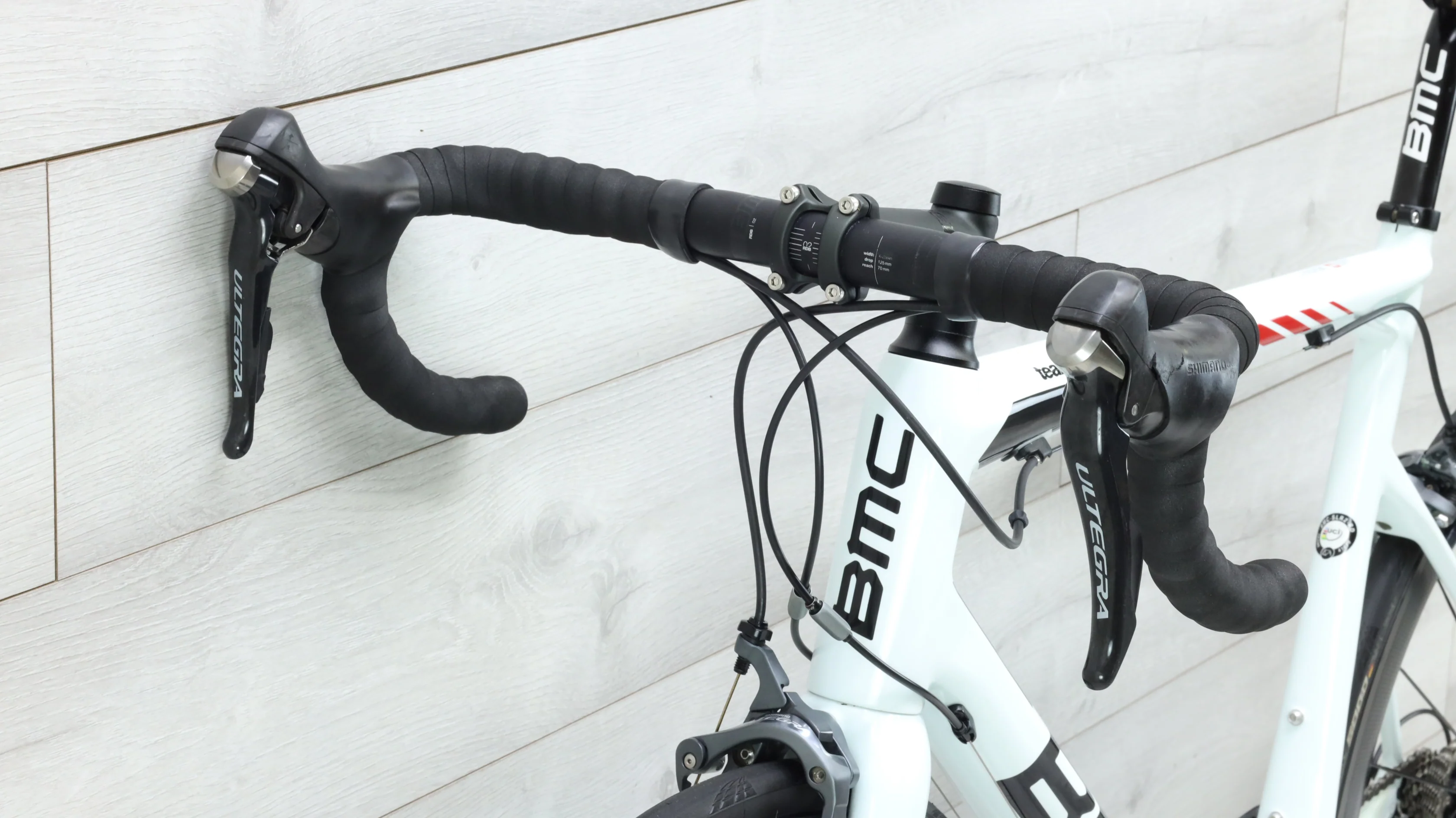 2016 BMC Teammachine SLR02 Road Bike - 57cm - Image 8