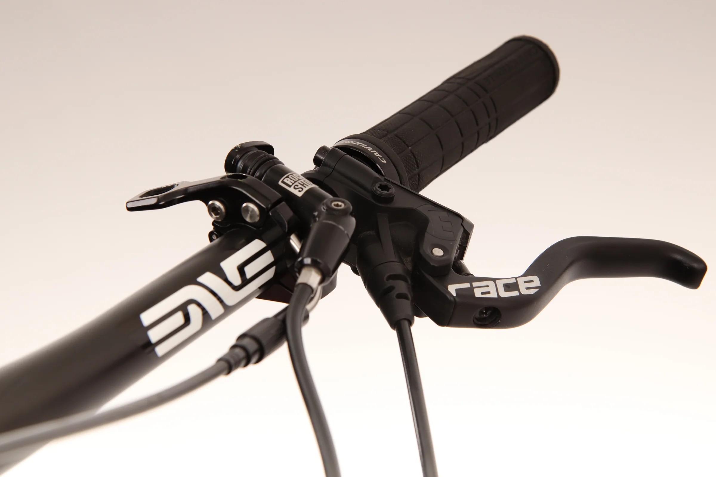 2016 CANNONDALE F-SI CARBON 2 Mountain Bike - Medium - Image 7