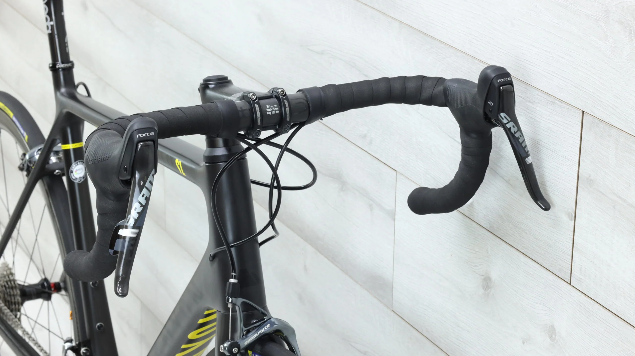 Canyon Ultimate CF SL 9.0  Road Bike - 2016, Large - Image 7