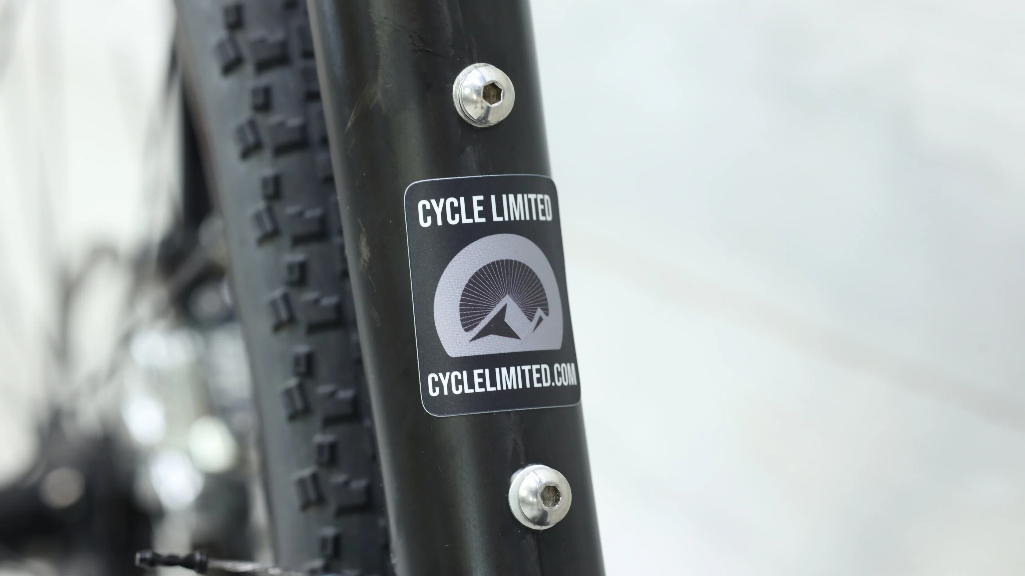 Pivot Vault Gravel Bike - 2016, Medium - Image 3