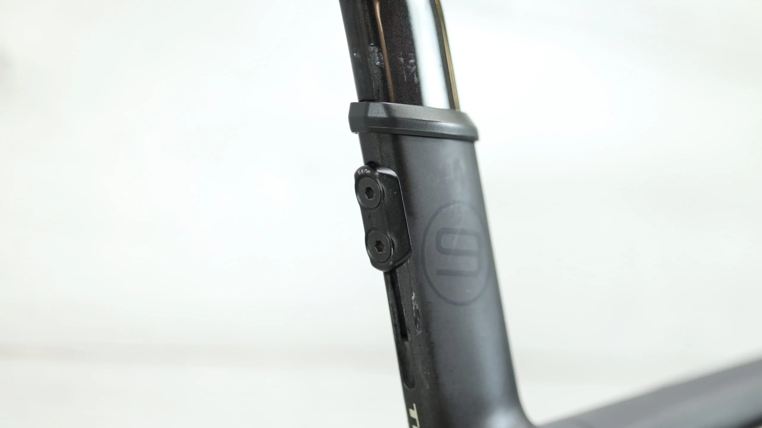2016 Trek Madone 9.9  Road Bike - 56cm - Image 14