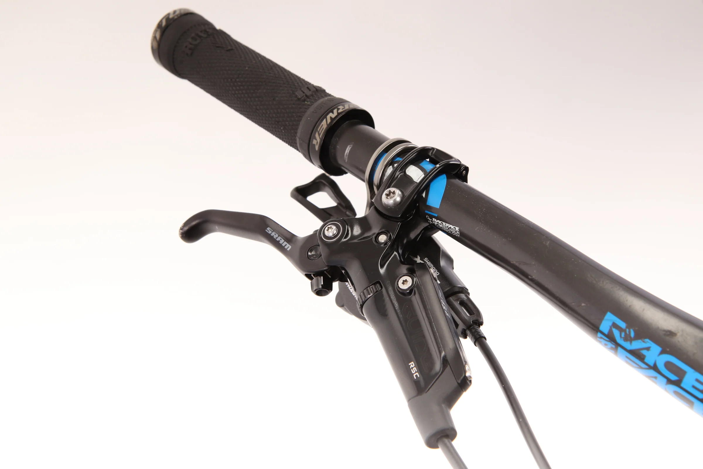 2016 TURNER RFX V4.0  Mountain Bike - Medium - Image 11