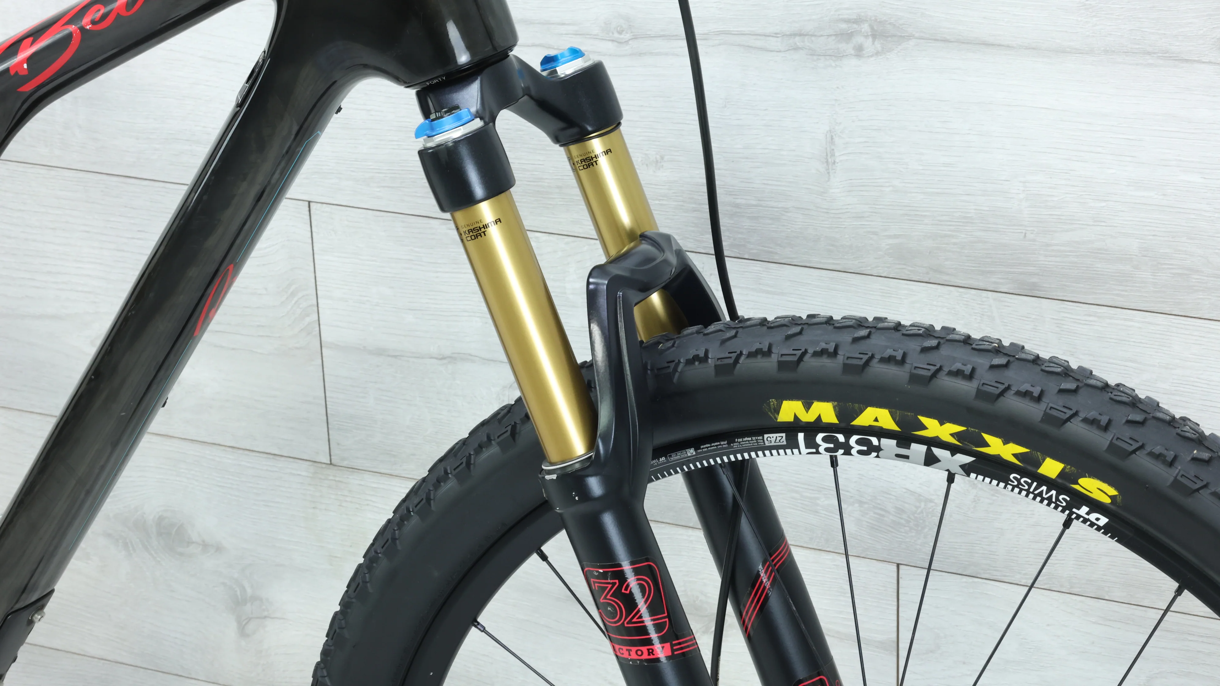 2016 Yeti ASRC Beti Mountain Bike - Small - Image 11