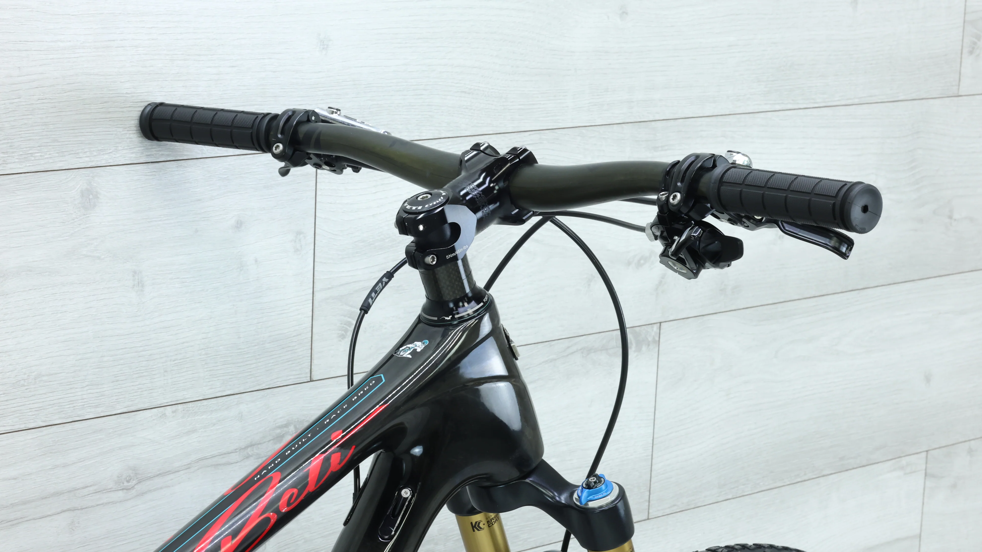 2016 Yeti ASRC Beti Mountain Bike - Small - Image 13