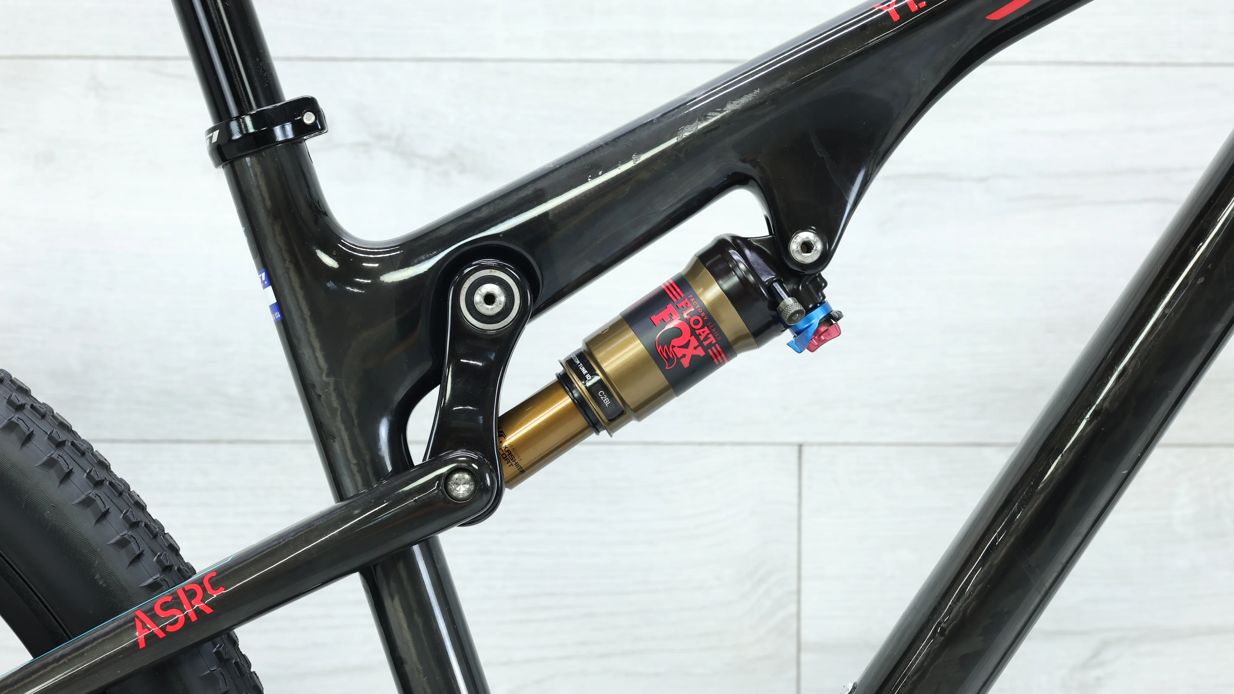 2016 Yeti ASRC Beti Mountain Bike - Small - Image 8
