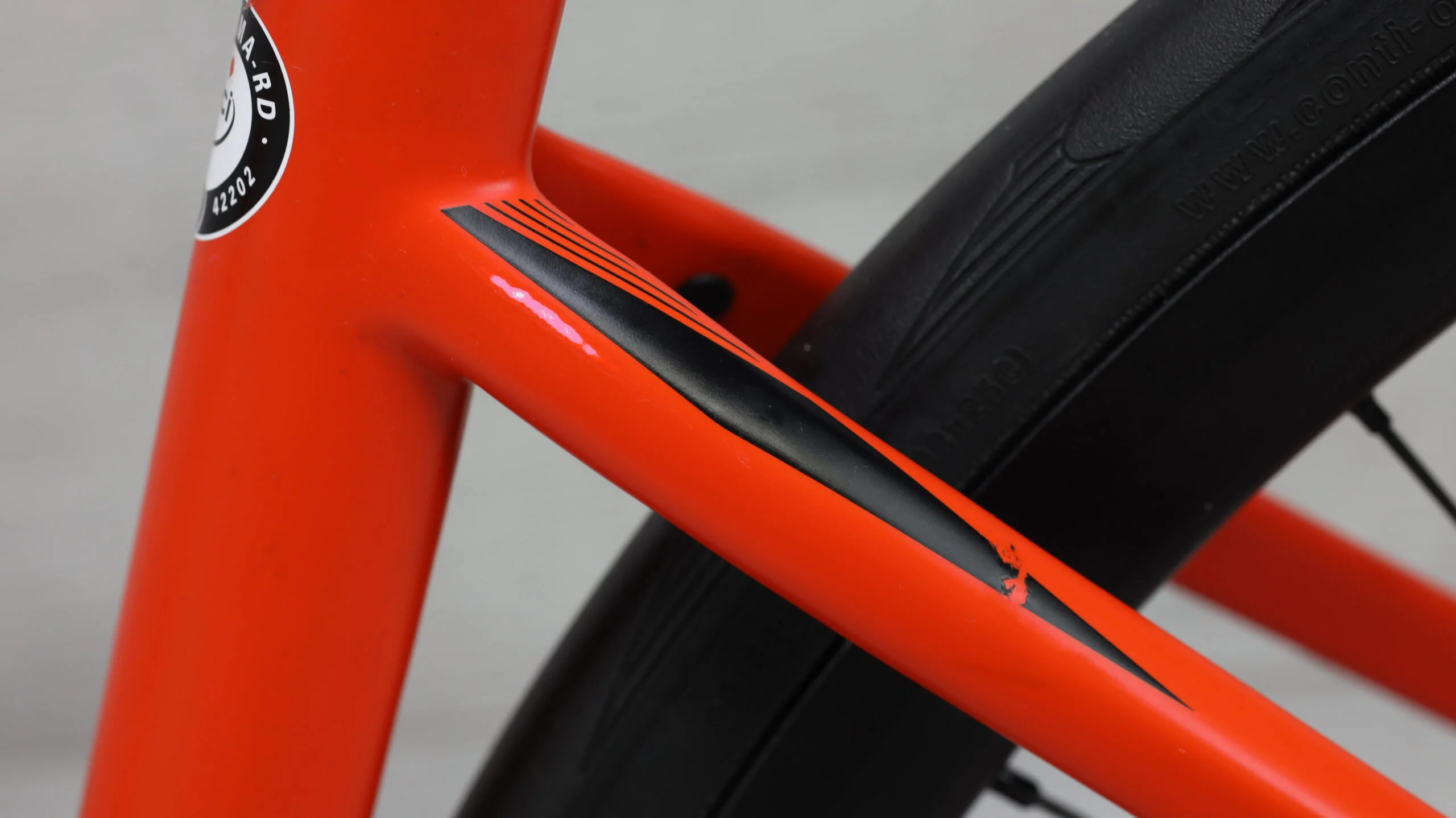 2017 BMC Roadmachine 02  Road Bike - 47cm - Image 14