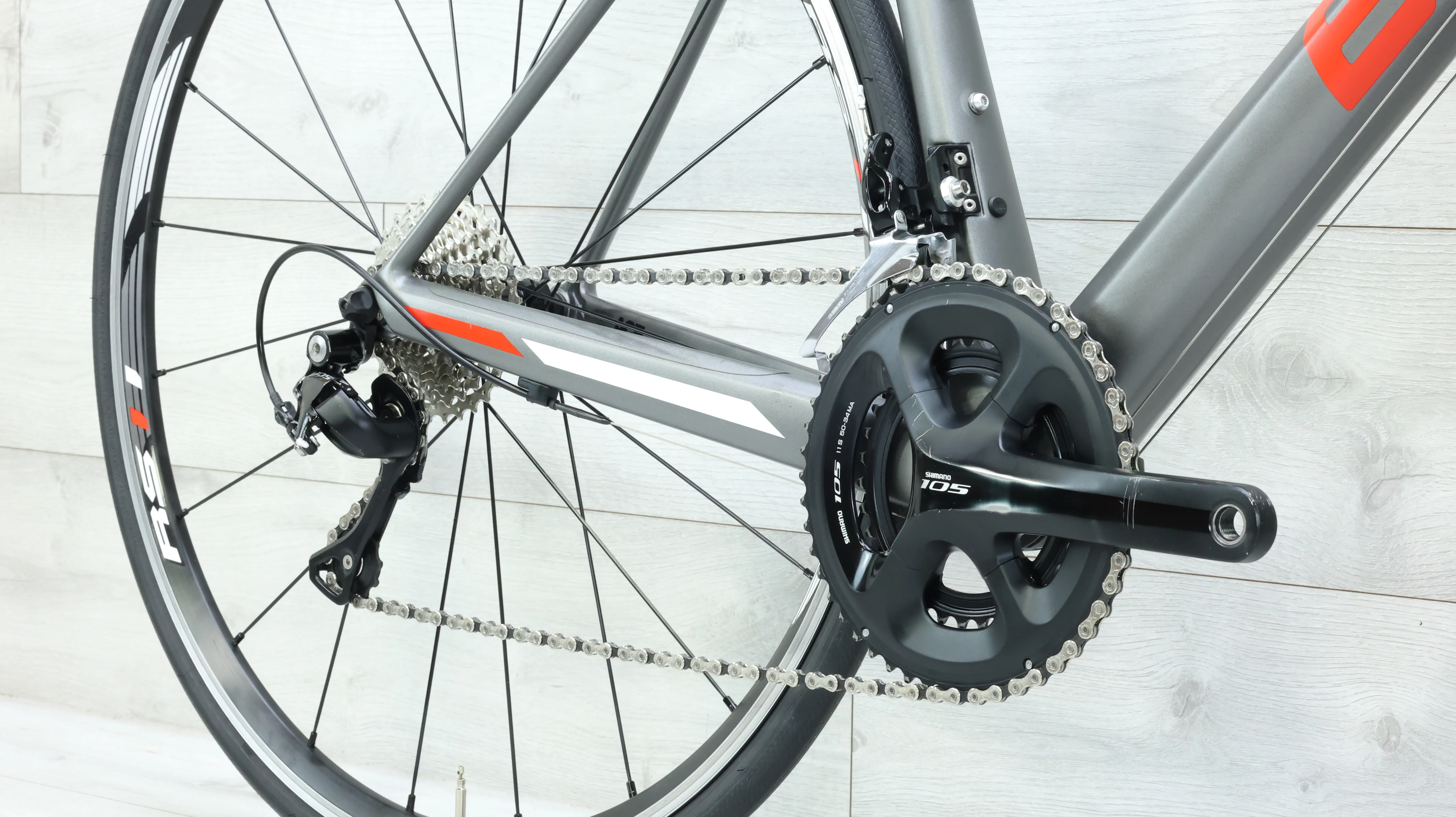 BMC Teammachine SLR02 Road Bike - 2017, 57cm - Image 6