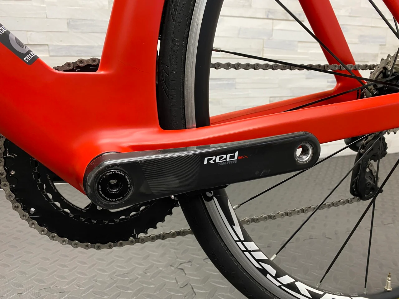 2017 BMC Timemachine 01  Triathlon Bike - M/L - Image 5