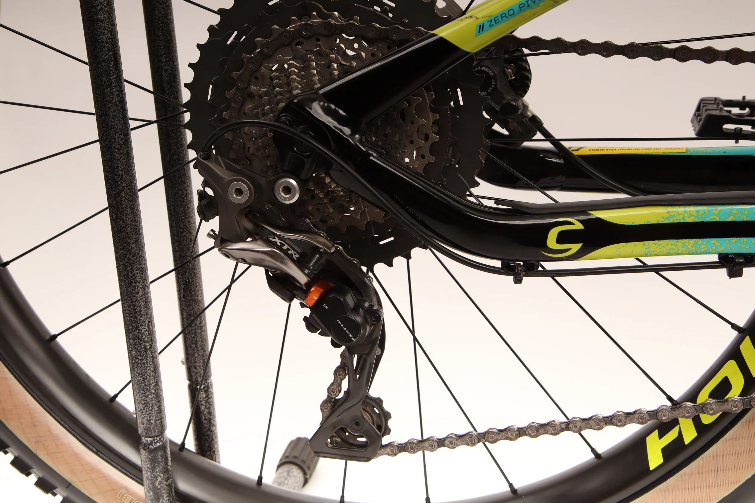 2017 CANNONDALE BAD HABIT CARBON 1  Mountain Bike - Medium - Image 10