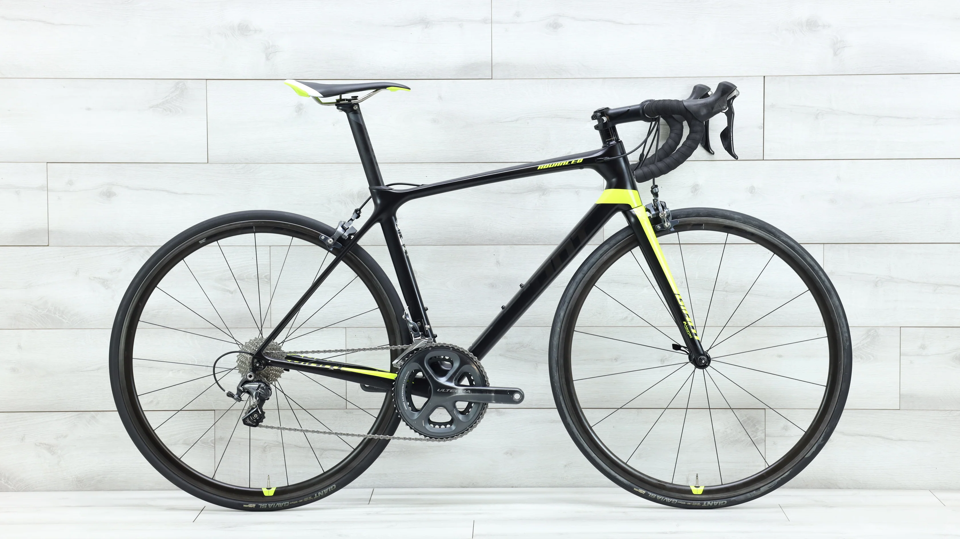 Giant TCR Advanced Pro 1 Road Bike - 2017, Medium