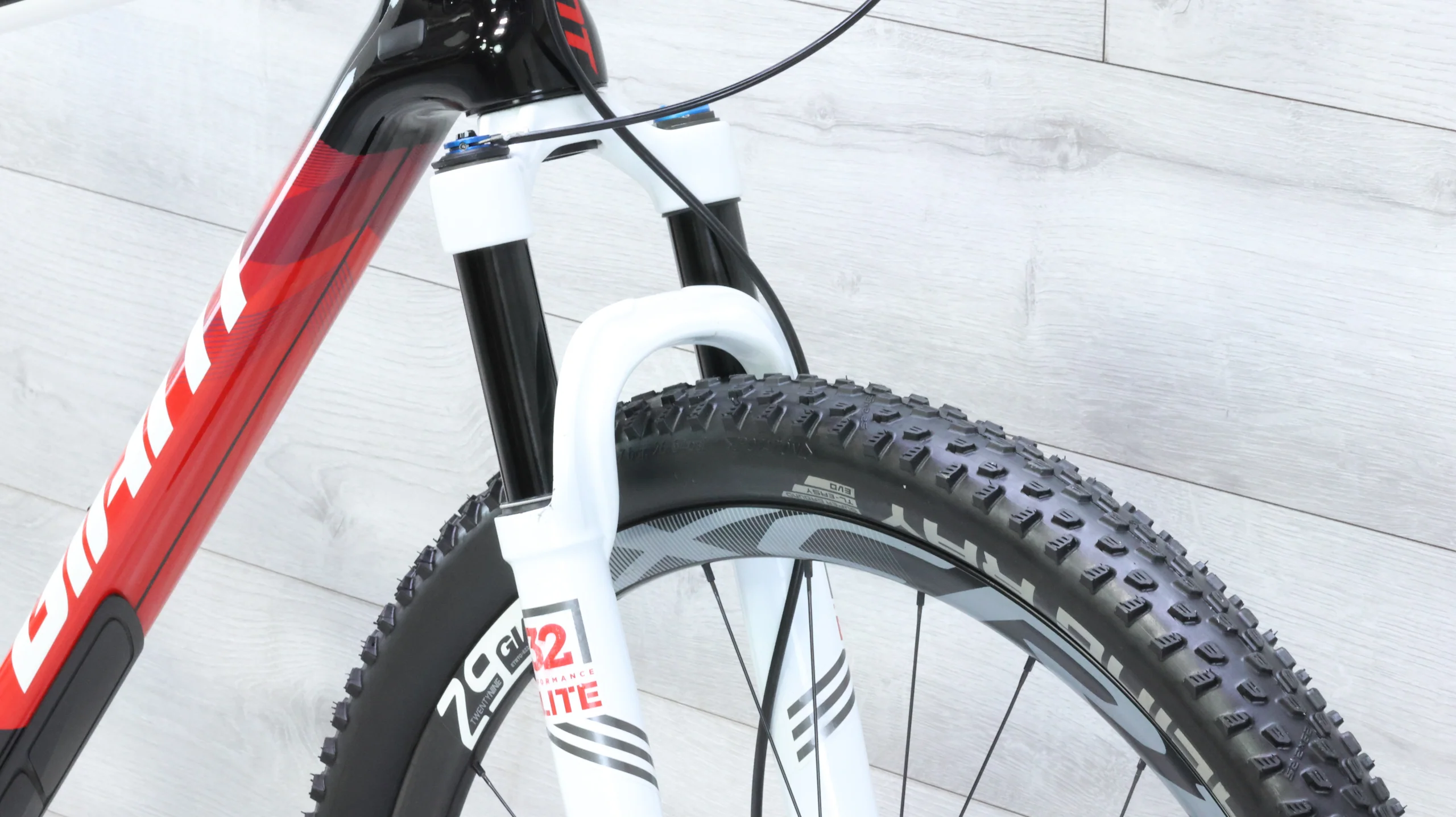 2017 Giant XTC Advanced 29 1 Mountain Bike - Large - Image 8