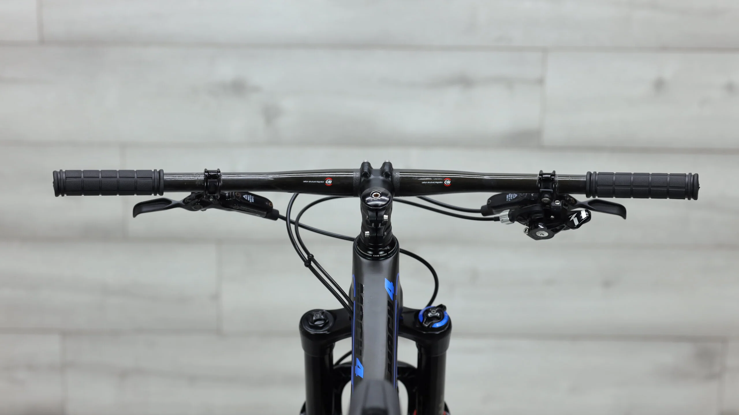 2017 Pivot Mach 4 Carbon Mountain Bike - Small - Image 11