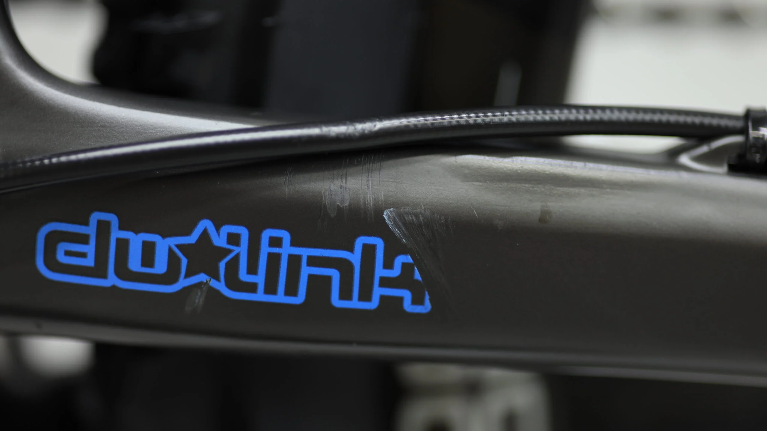 2017 Pivot Mach 4 Carbon Mountain Bike - Small - Image 14