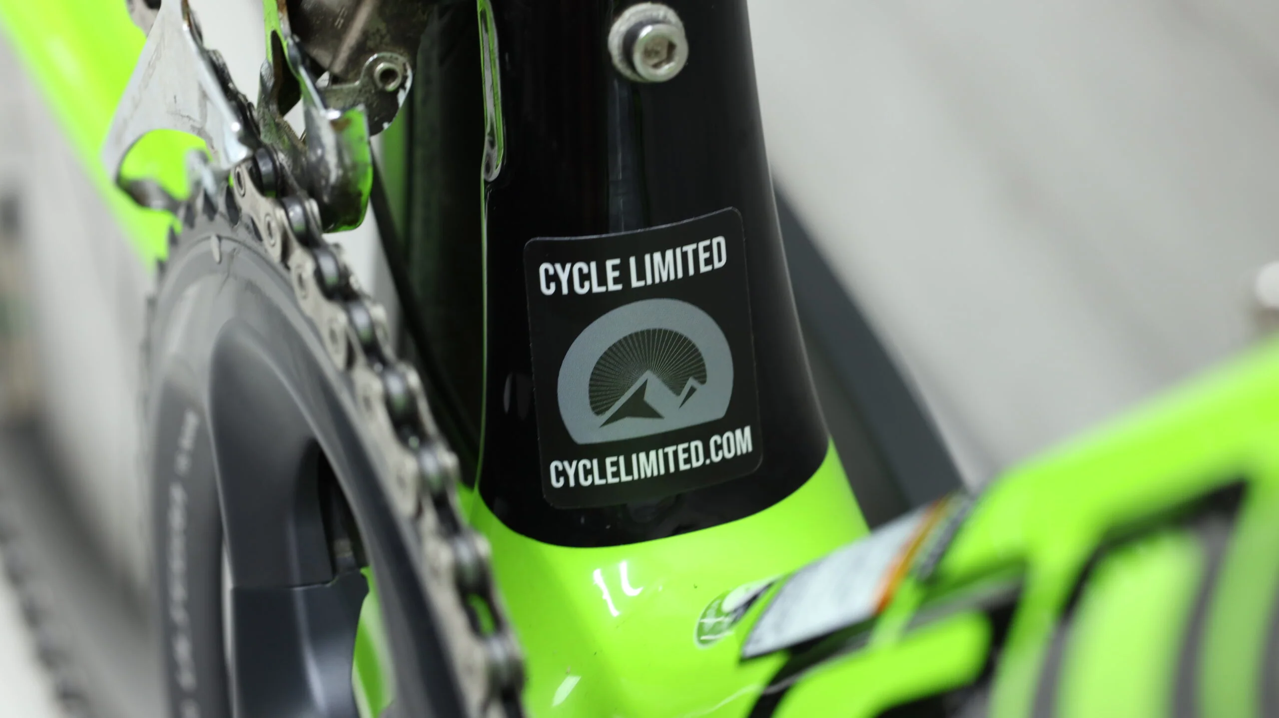 2018 Cannondale Supersix Evo Di2  Road Bike - 56cm - Image 3