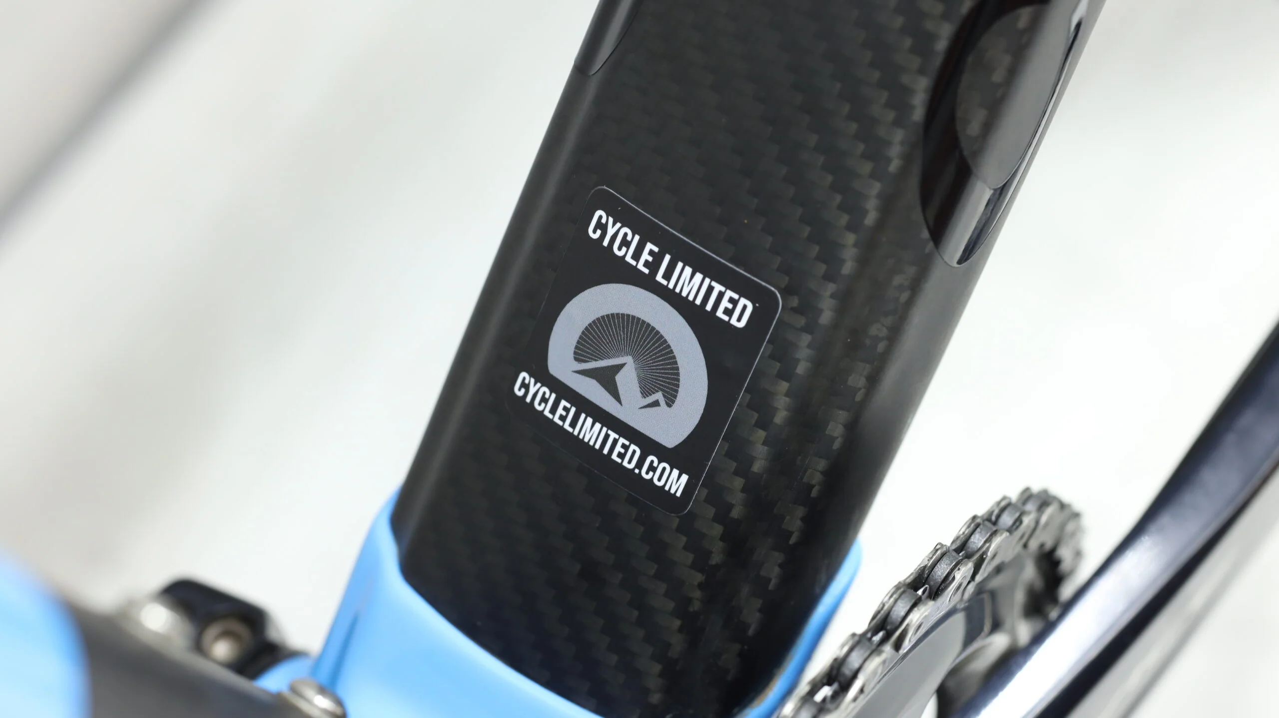 2018 Colnago C60  Road Bike - 48s - Image 3