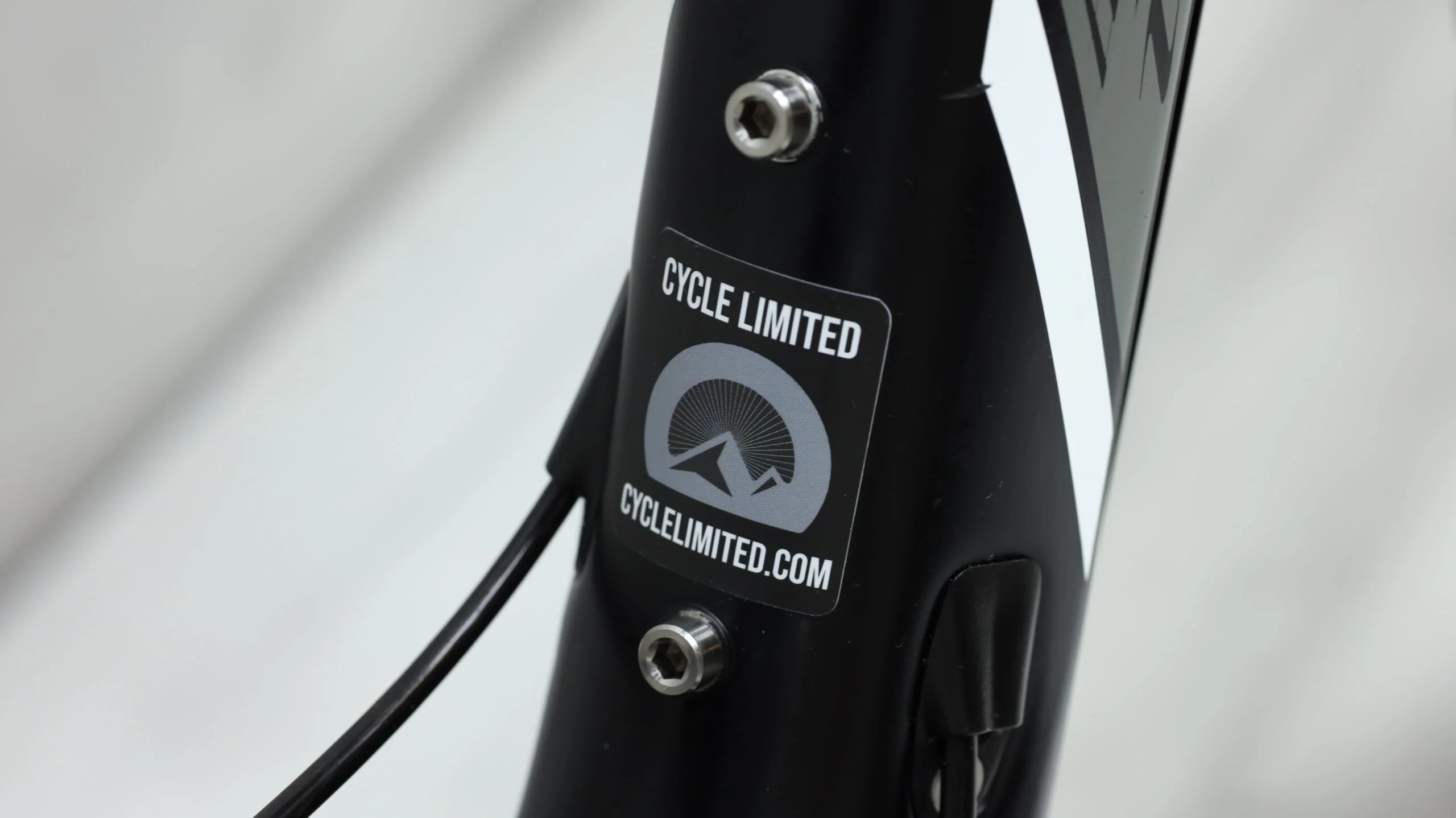2018 Ibis Mojo 3  Mountain Bike - Small - Image 3