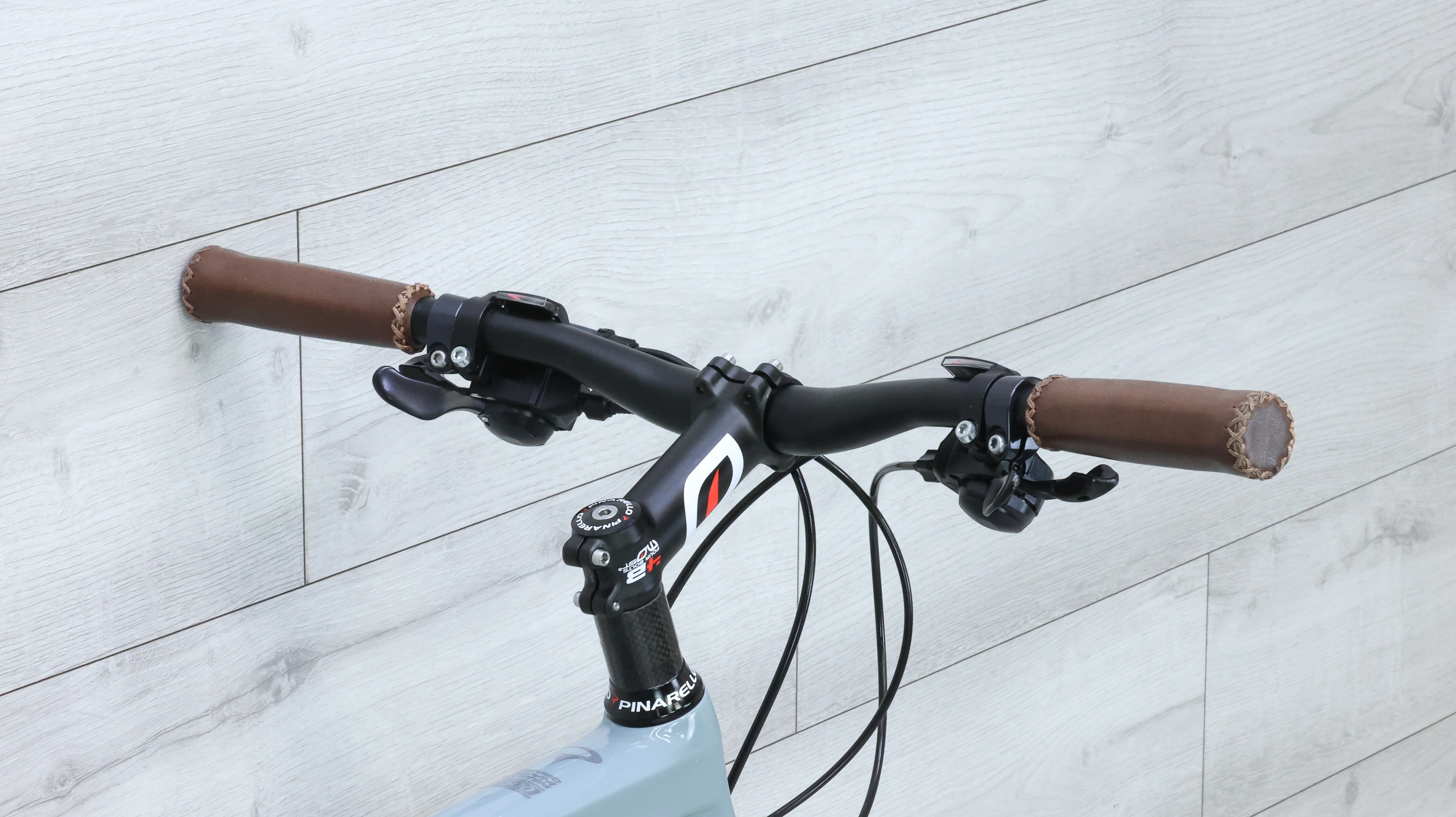 Pinarello Treviso Carbon Disk Hybrid Bike - 2018, Medium - Image 8