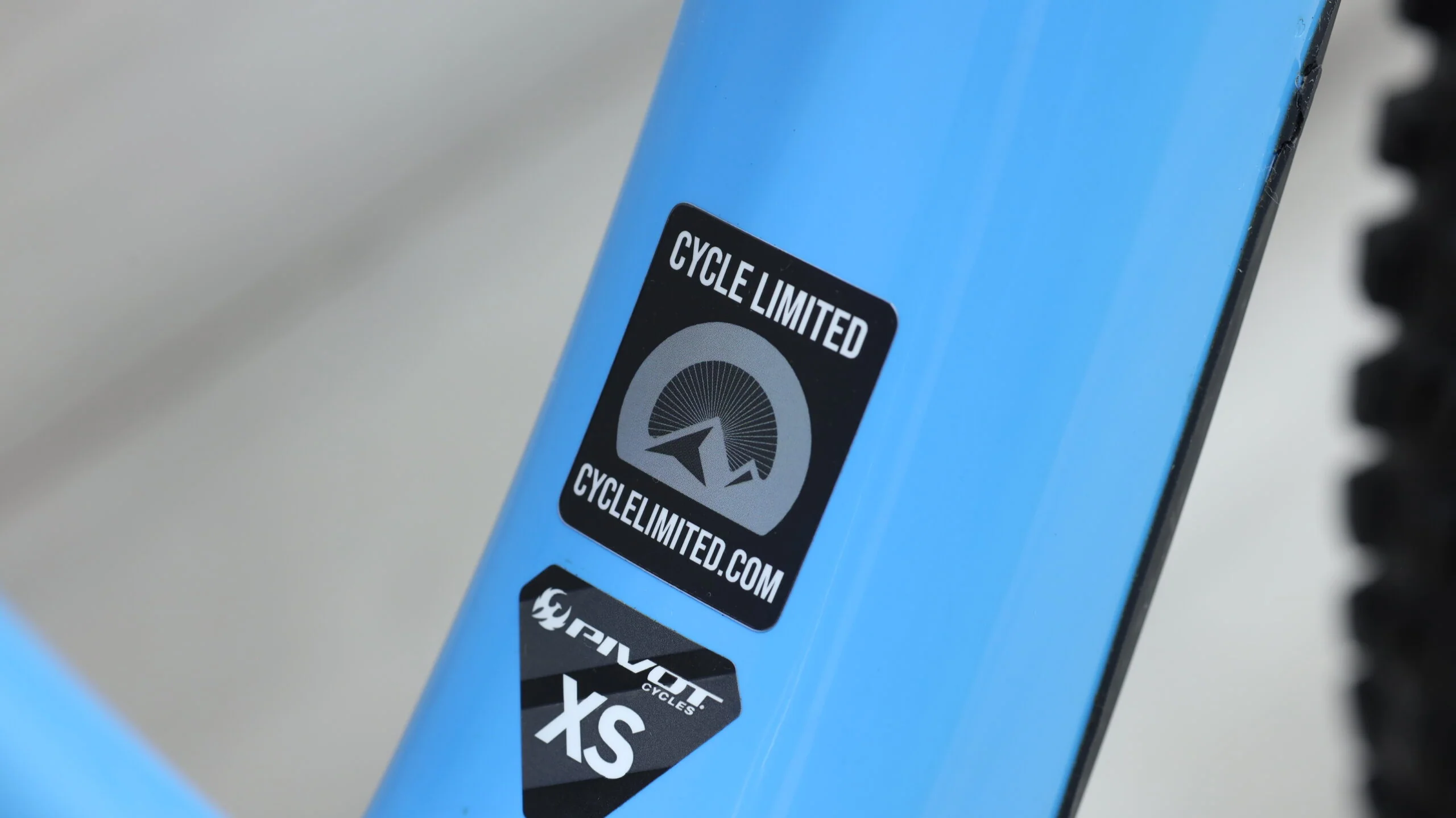 2018 Pivot Switchblade Pro Mountain Bike - X-Small - Image 3