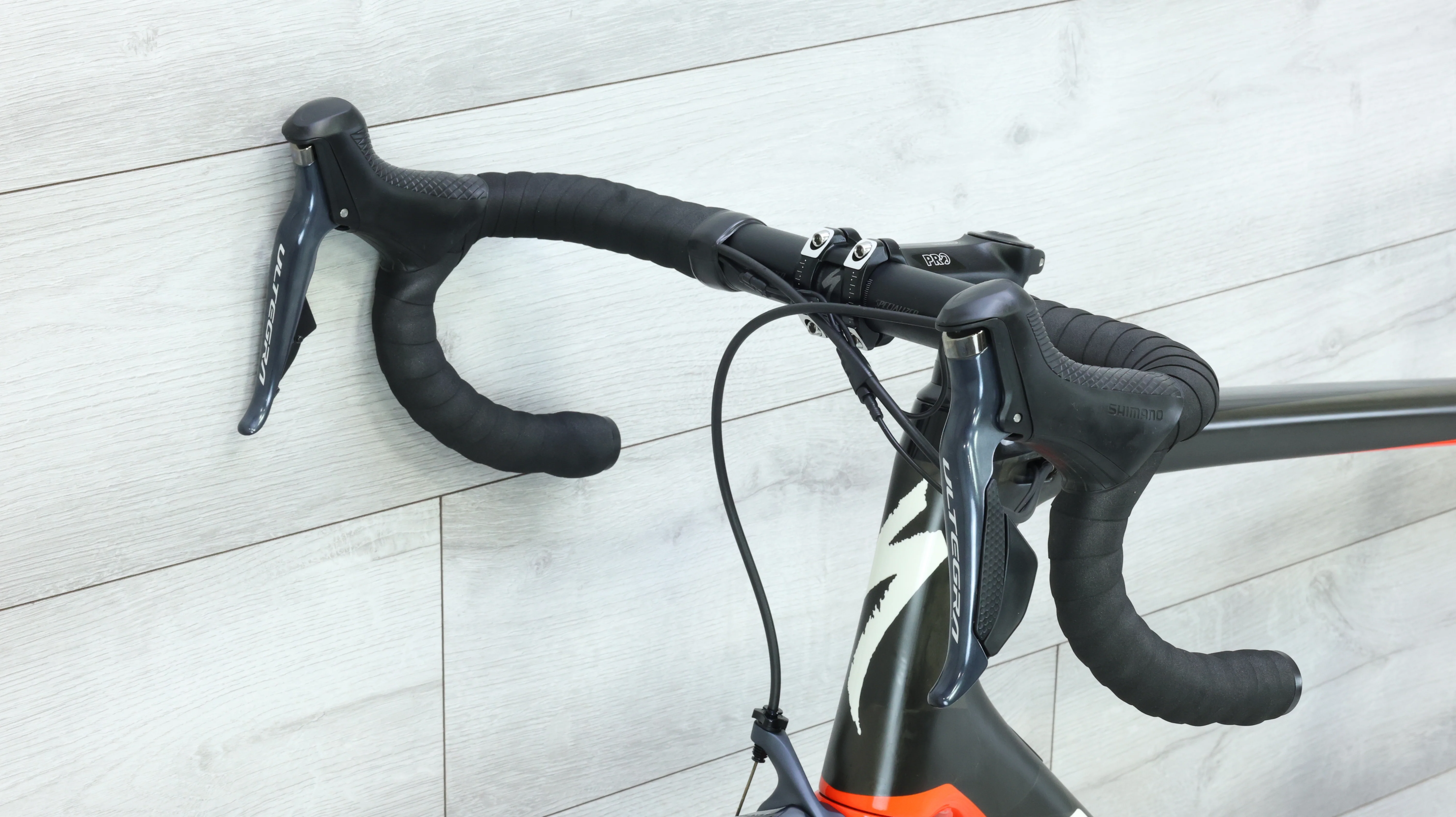 2018 Specialized Tarmac Pro Road Bike - 58cm - Image 11