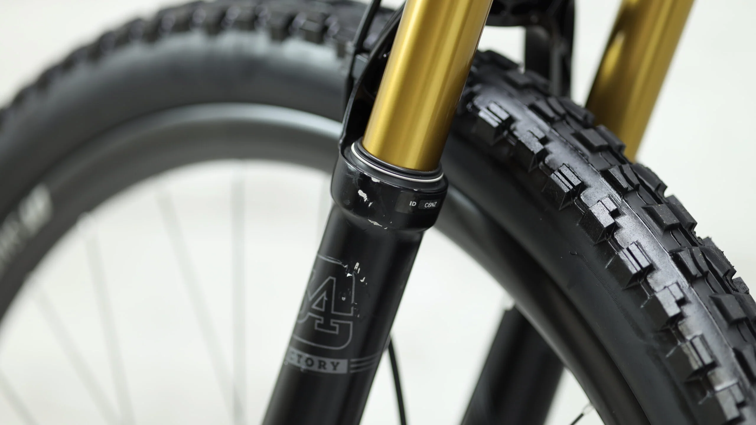 2018 Trek Fuel EX 9.9 29 Mountain Bike - Medium - Image 17