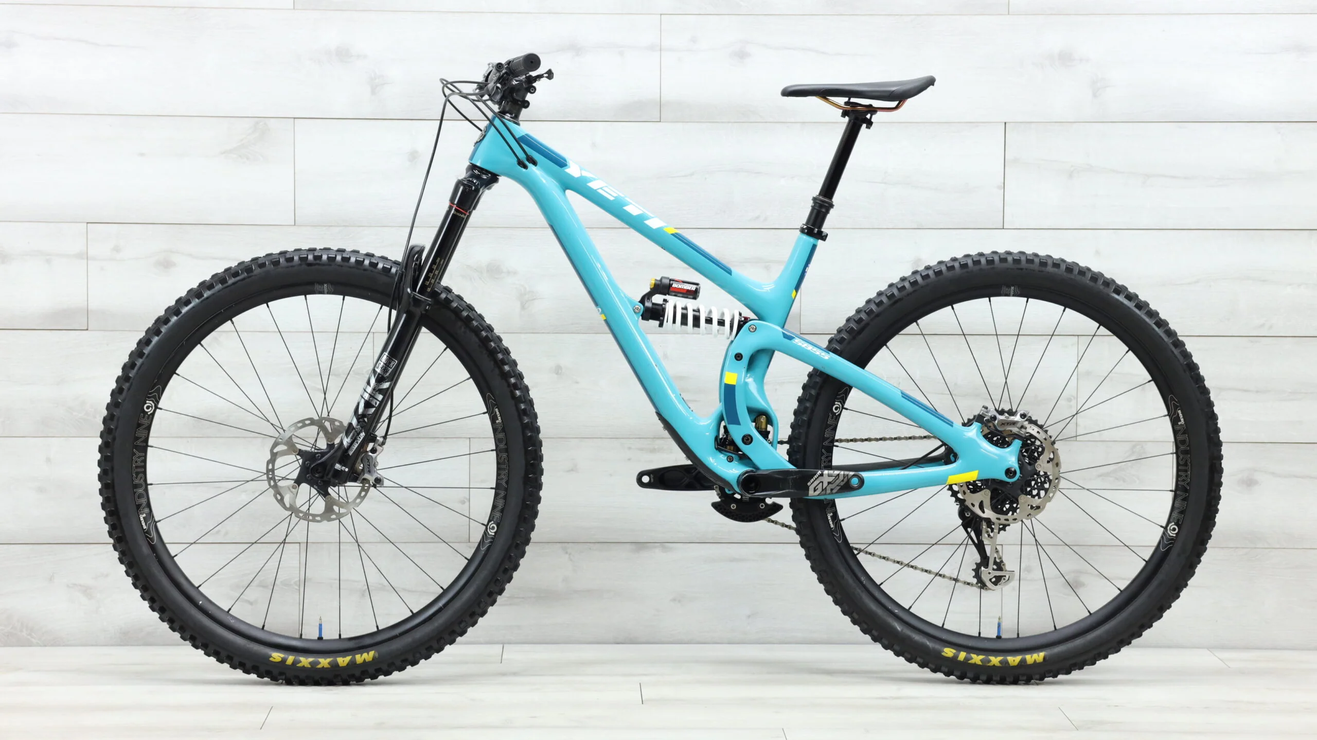 2018 Yeti SB5.5  Mountain Bike - Medium - Image 2