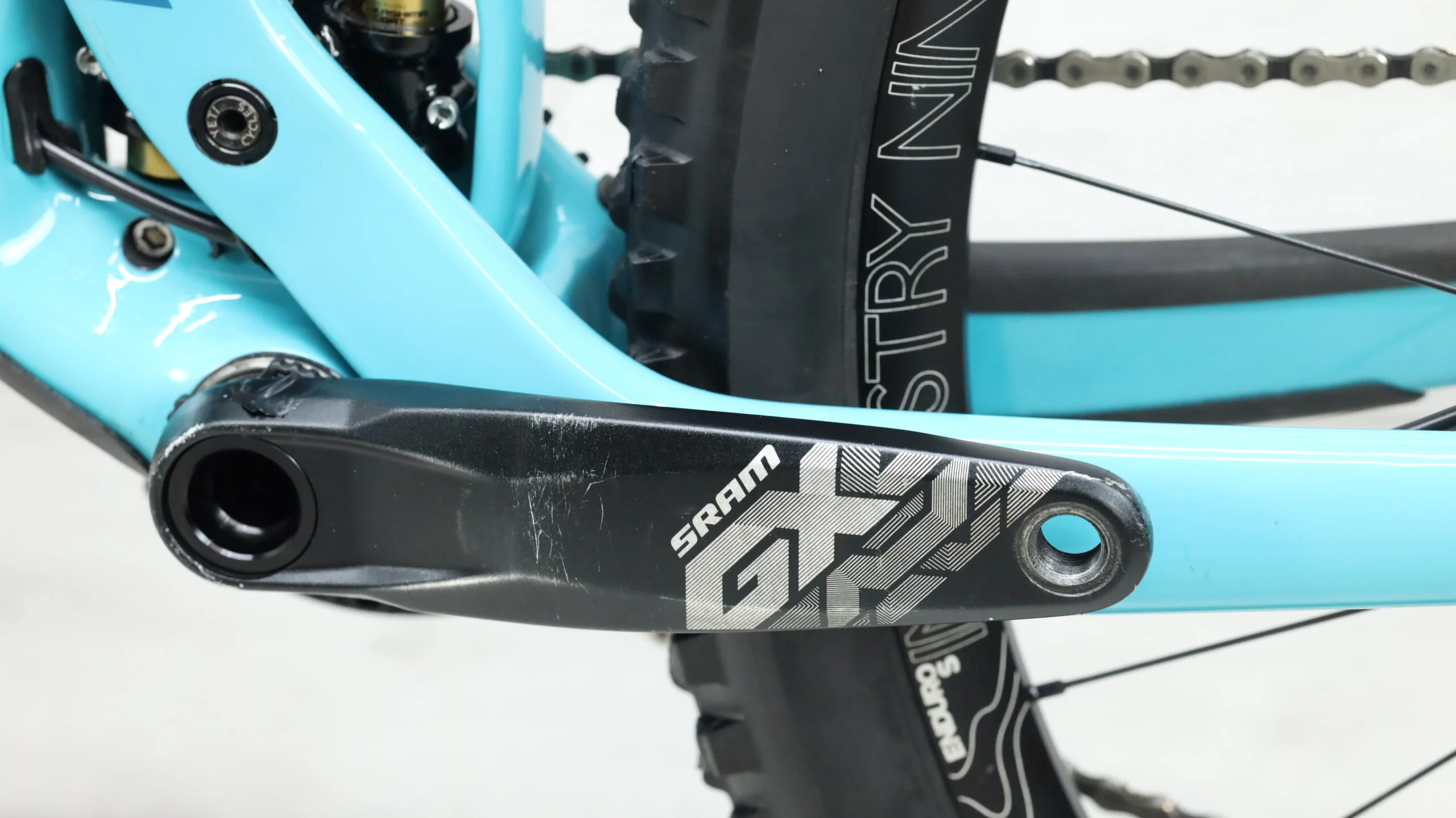 2018 Yeti SB5.5  Mountain Bike - Medium - Image 6