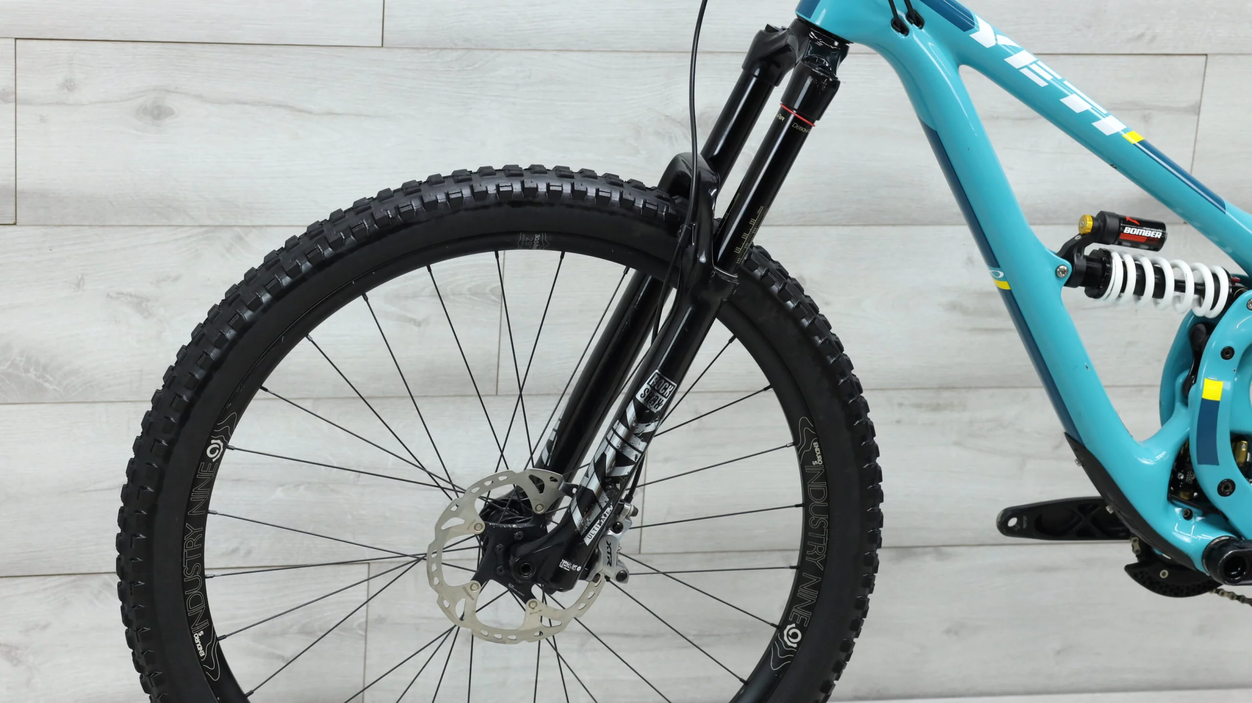 2018 Yeti SB5.5  Mountain Bike - Medium - Image 7