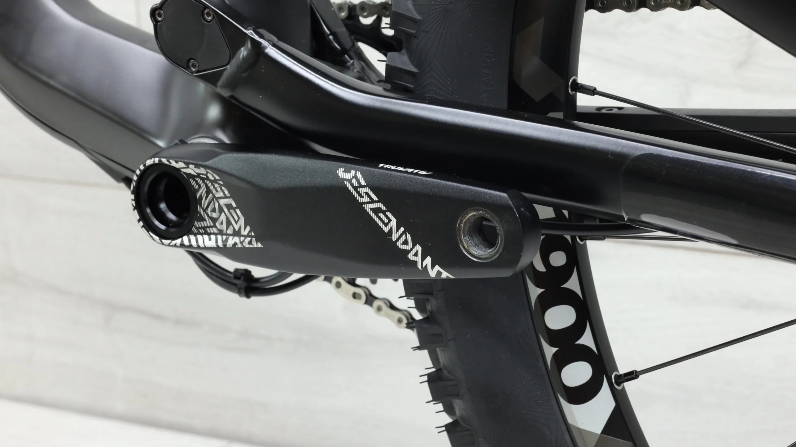 2019 Canyon Spectral CF 7.0 Mountain Bike - Large - Image 6