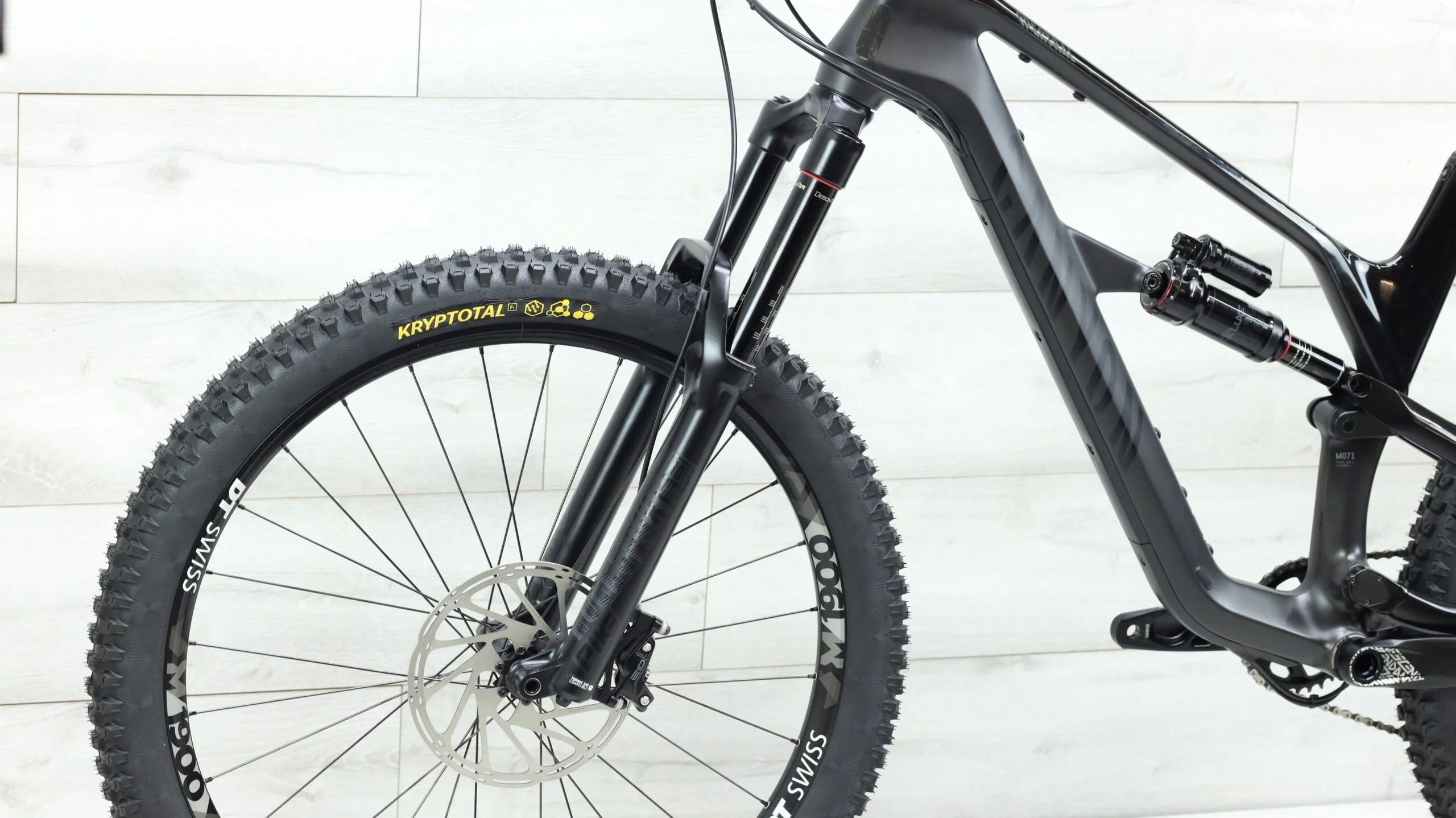 2019 Canyon Spectral CF 7.0 Mountain Bike - Large - Image 8