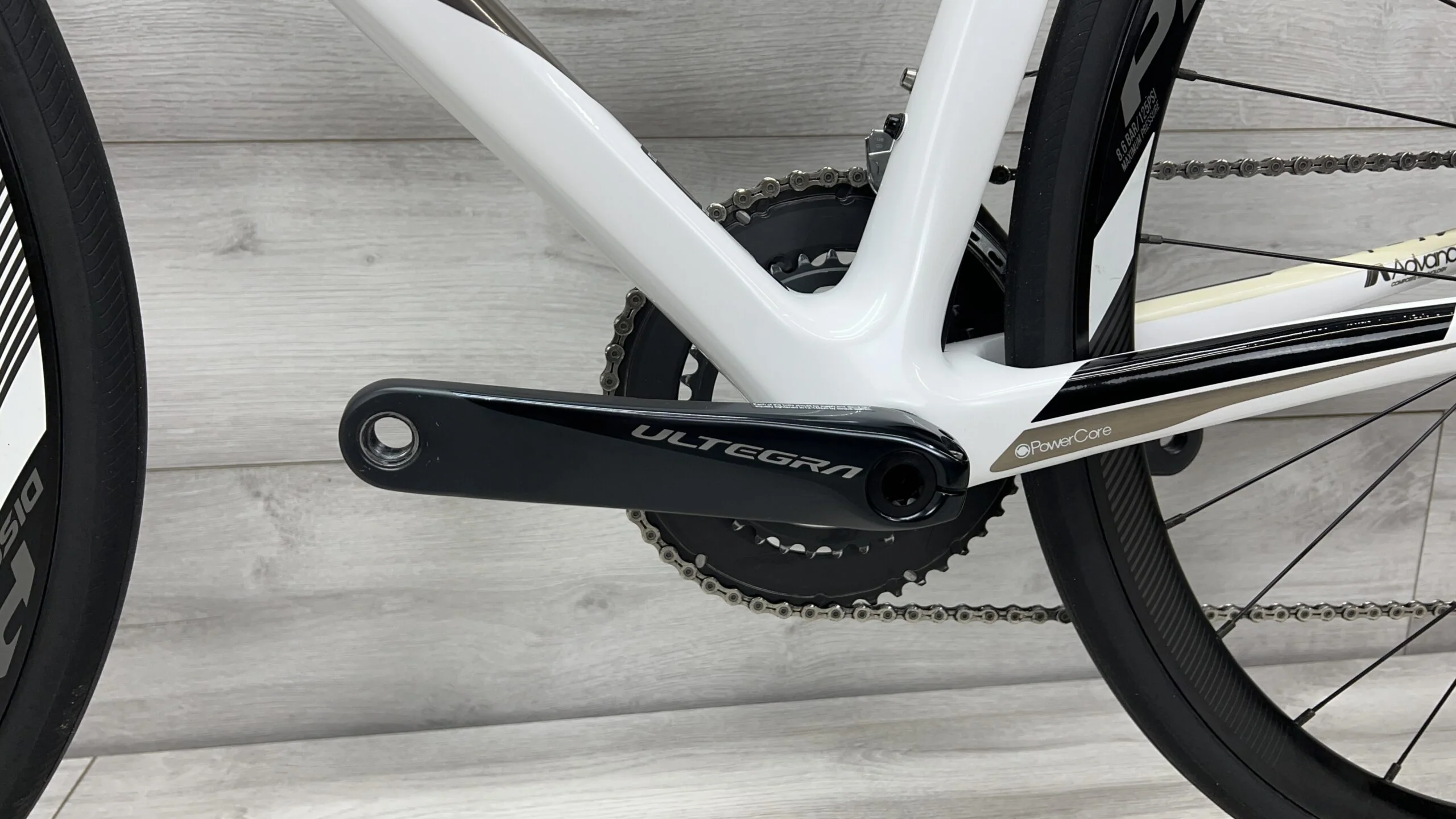 2019 Giant TCR Advanced 1 Disc KOM  Road Bike - Large - Image 5