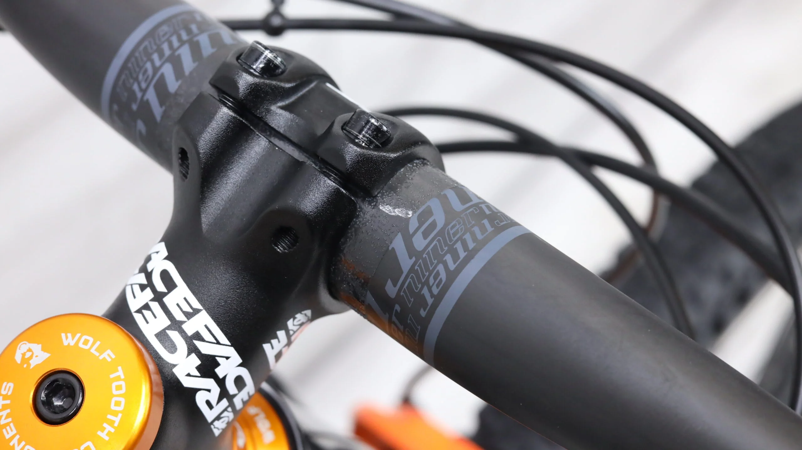 2019 Giant XTC Advanced  Mountain Bike - Large - Image 11