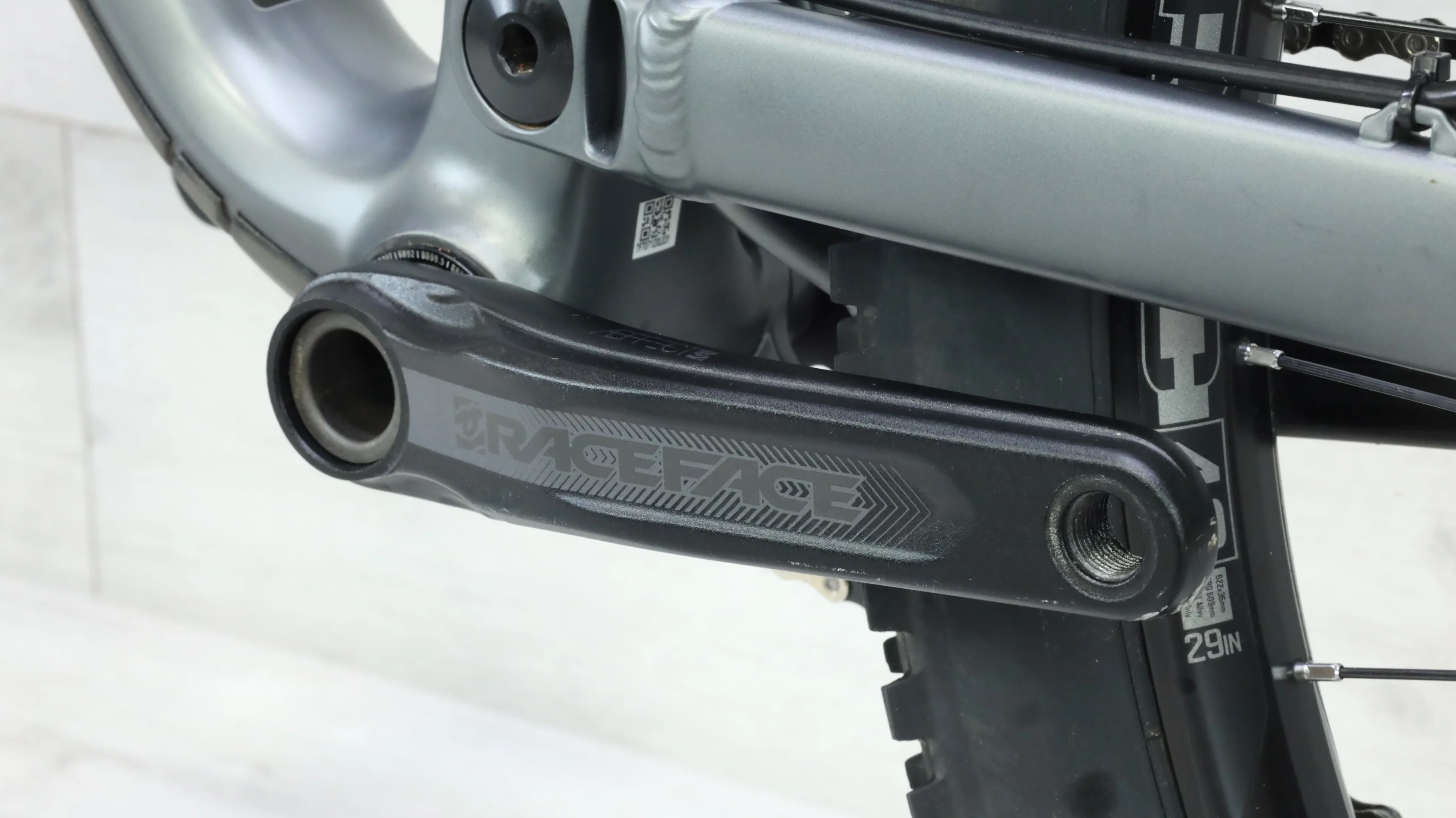 2019 Salsa Deadwood Carbon Mountain Bike - X-Large - Image 6