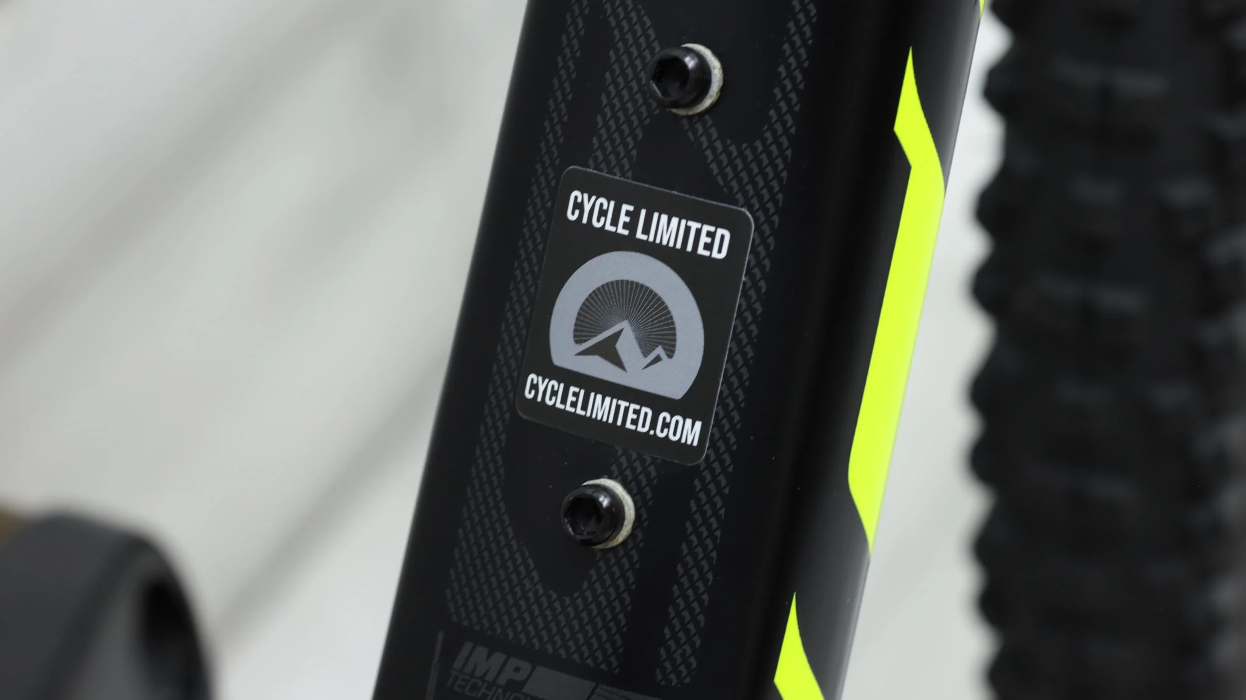 2019 Scott Spark RC 900 World Cup  Mountain Bike - Medium - Image 3