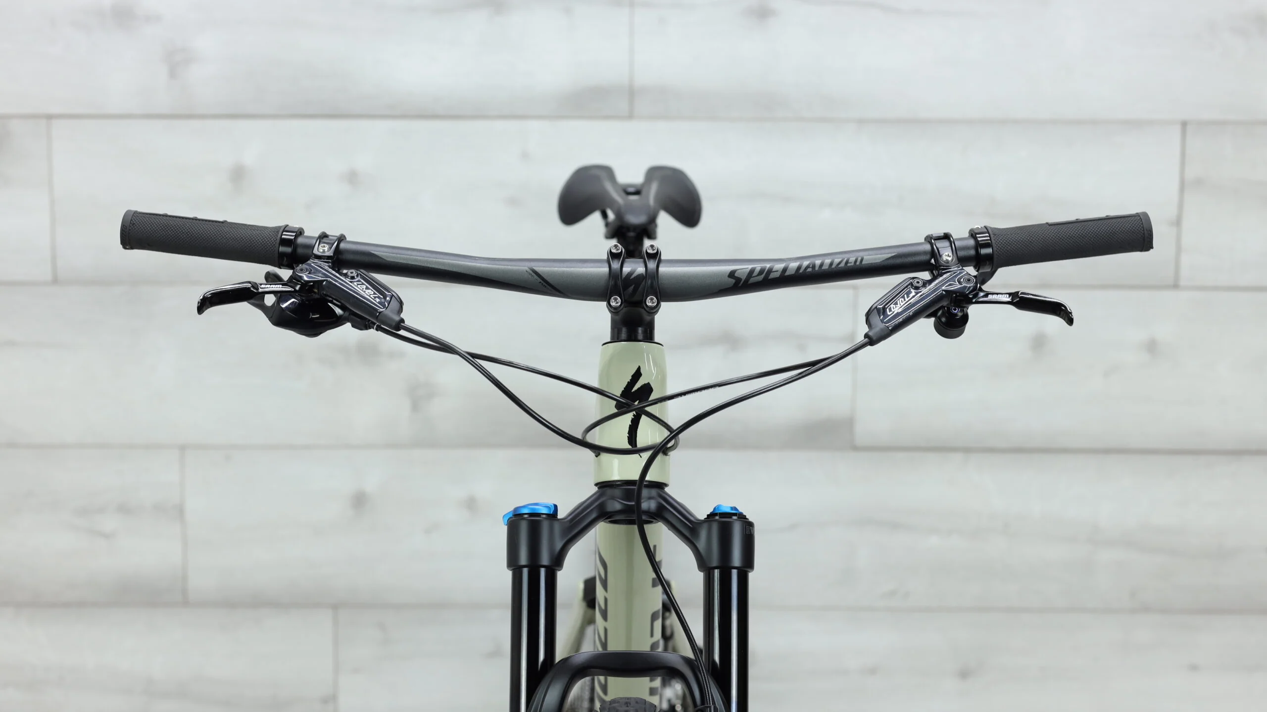 2019 Specialized Epic Expert EVO  Mountain Bike - Medium - Image 11