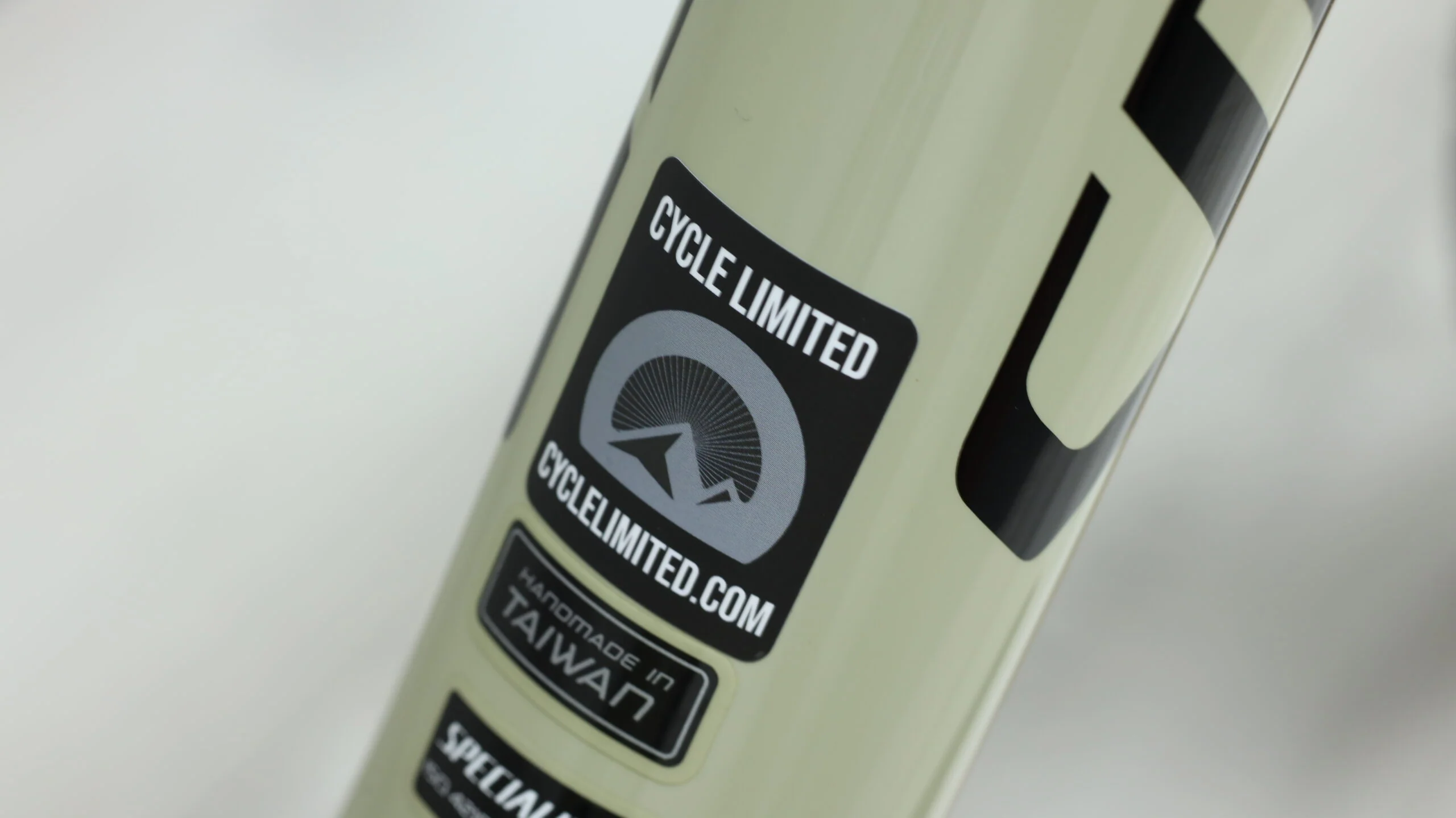 2019 Specialized Epic Expert EVO  Mountain Bike - Medium - Image 3