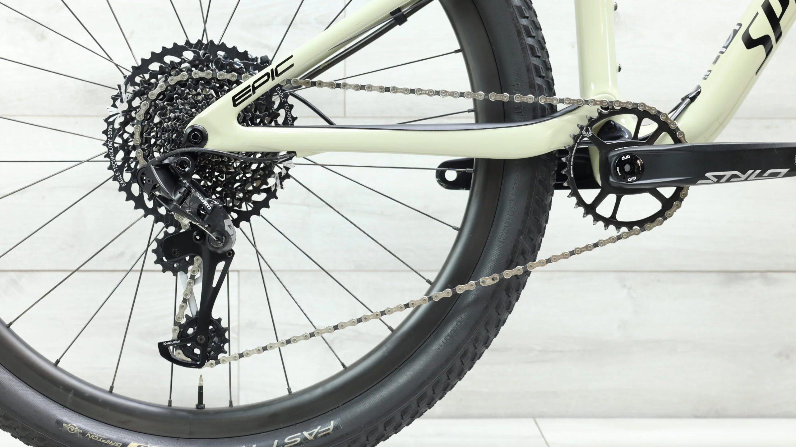 2019 Specialized Epic Expert EVO  Mountain Bike - Medium - Image 4