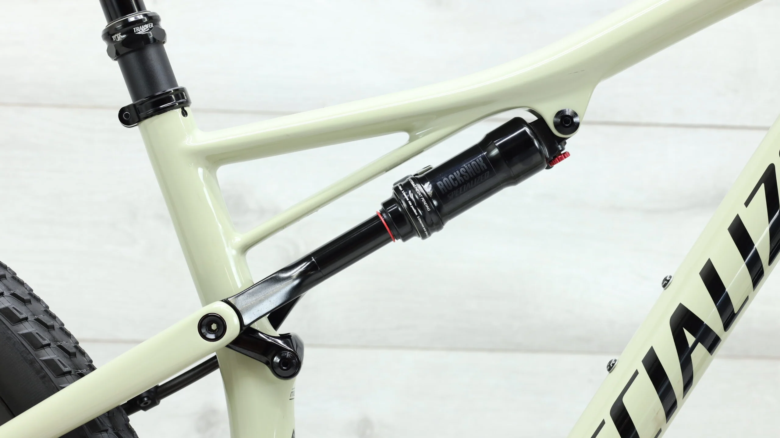 2019 Specialized Epic Expert EVO  Mountain Bike - Medium - Image 9