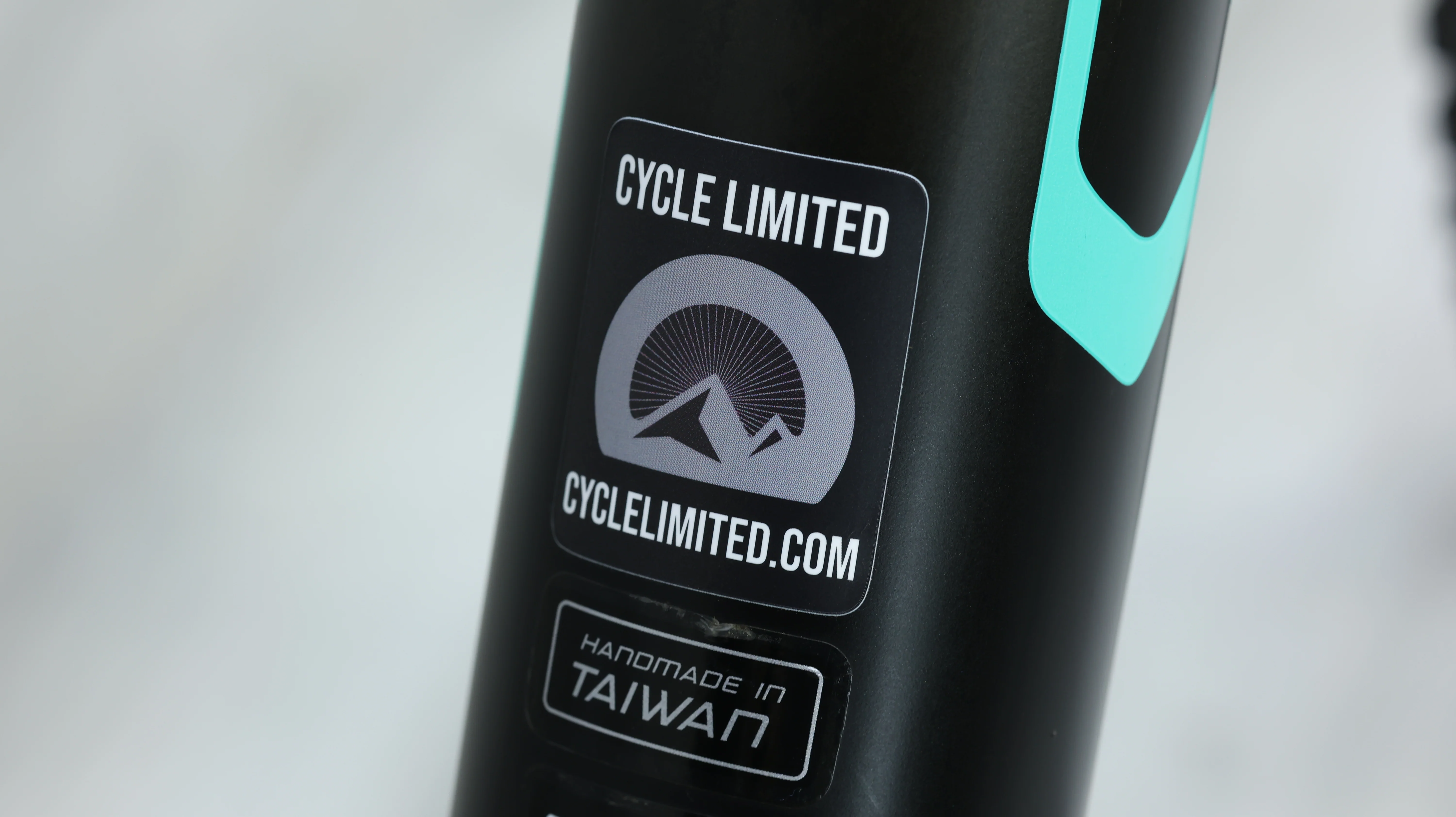 2019 Specialized Epic Pro Mountain Bike - Large - Image 3