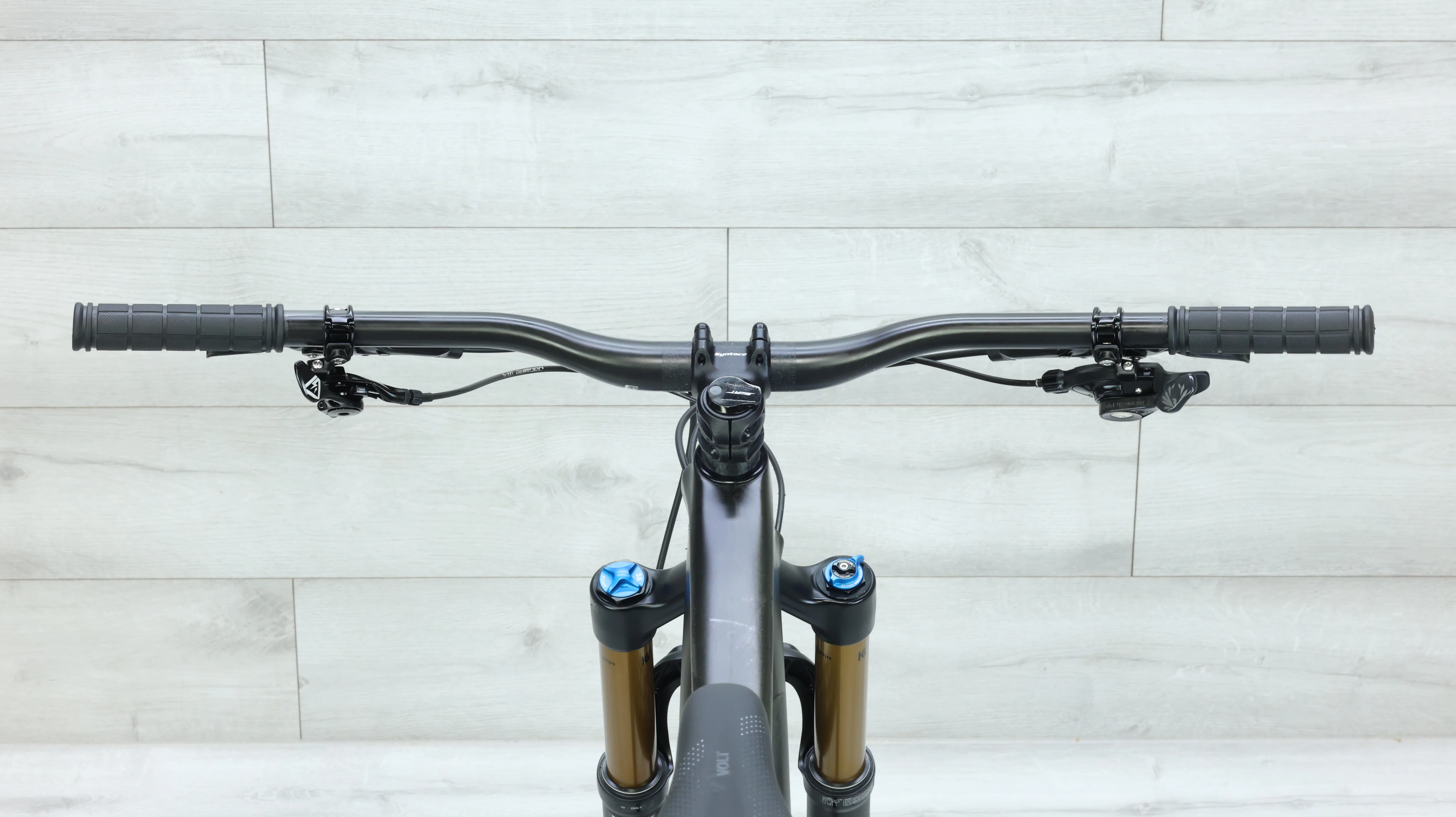 2019 Specialized S-Works Stumpjumper 27.5 Mountain Bike - Medium - Image 14