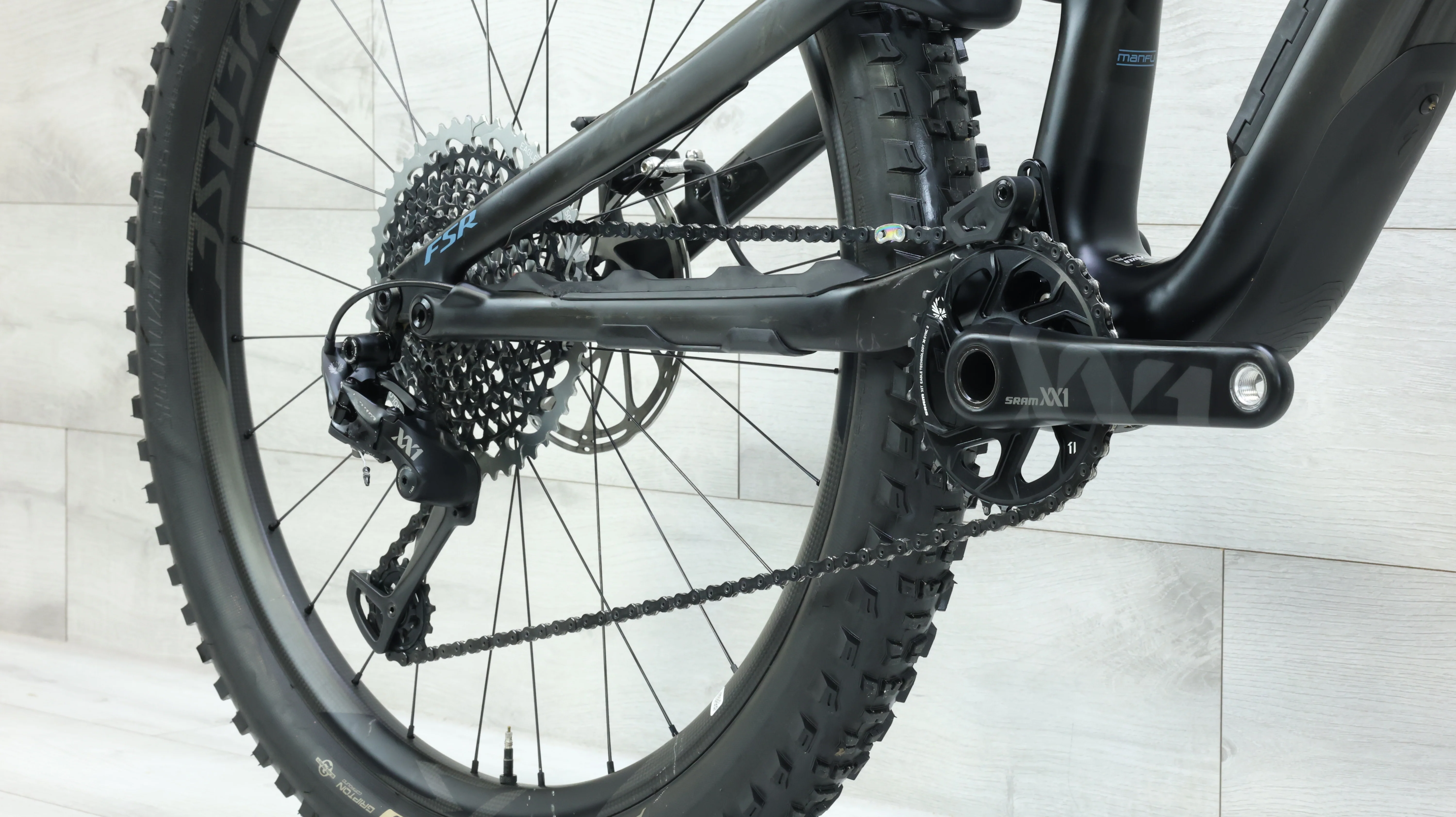 2019 Specialized S-Works Stumpjumper 27.5 Mountain Bike - Medium - Image 6