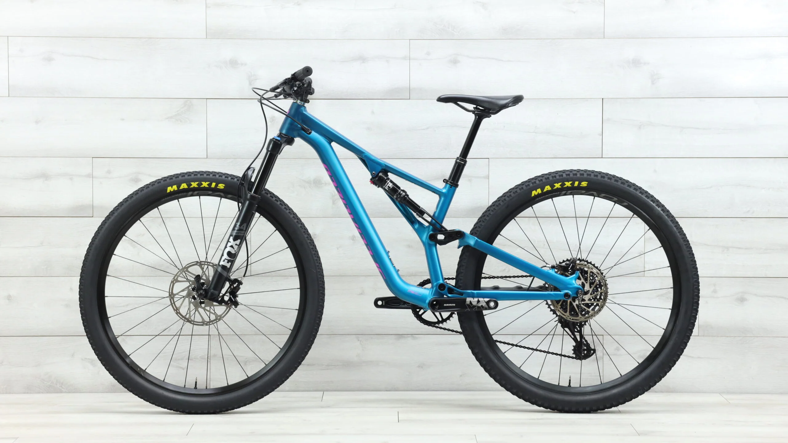 2019 Specialized Stumpjumper ST Comp Mountain Bike - Small - Image 2