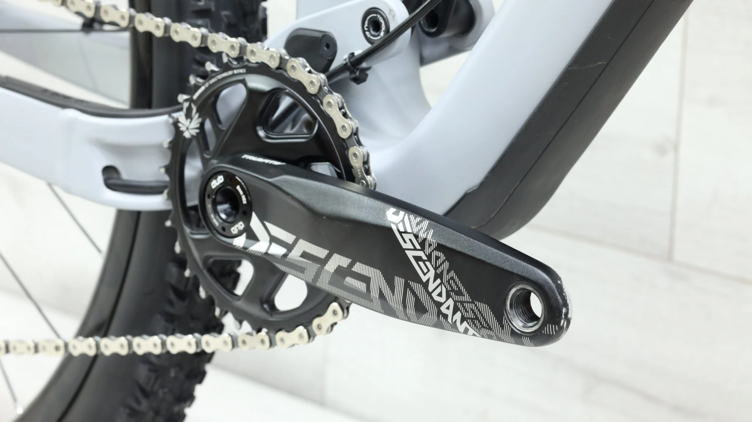 2019 Trek Fuel EX 9.8 29  Mountain Bike - Medium - Image 5