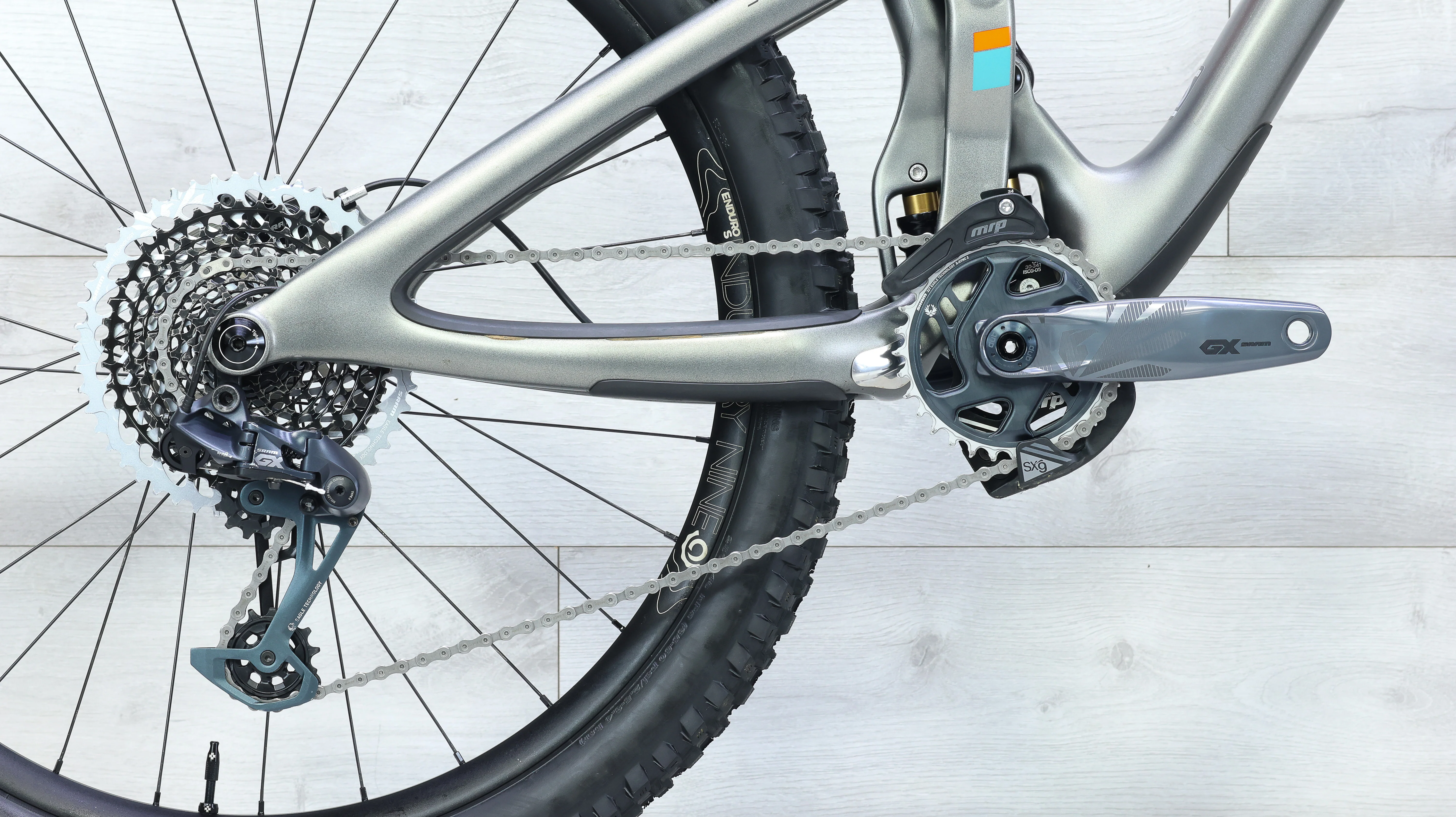 Yeti SB6 Turq Mountain Bike - 2019, Small - Image 5