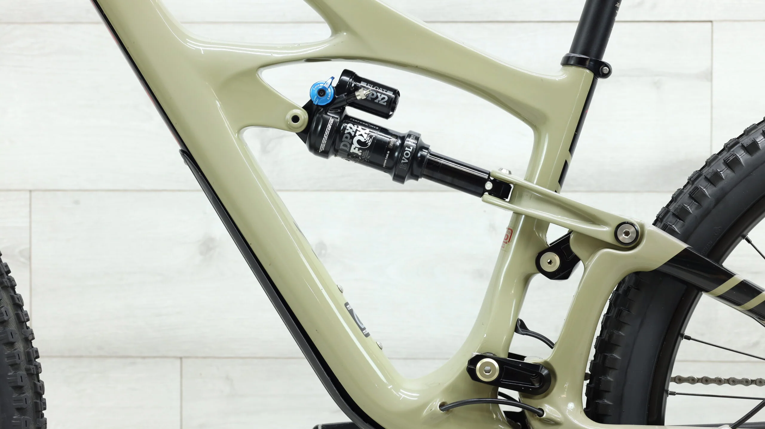Ibis Mojo HD5  Mountain Bike - 2020, Medium - Image 10